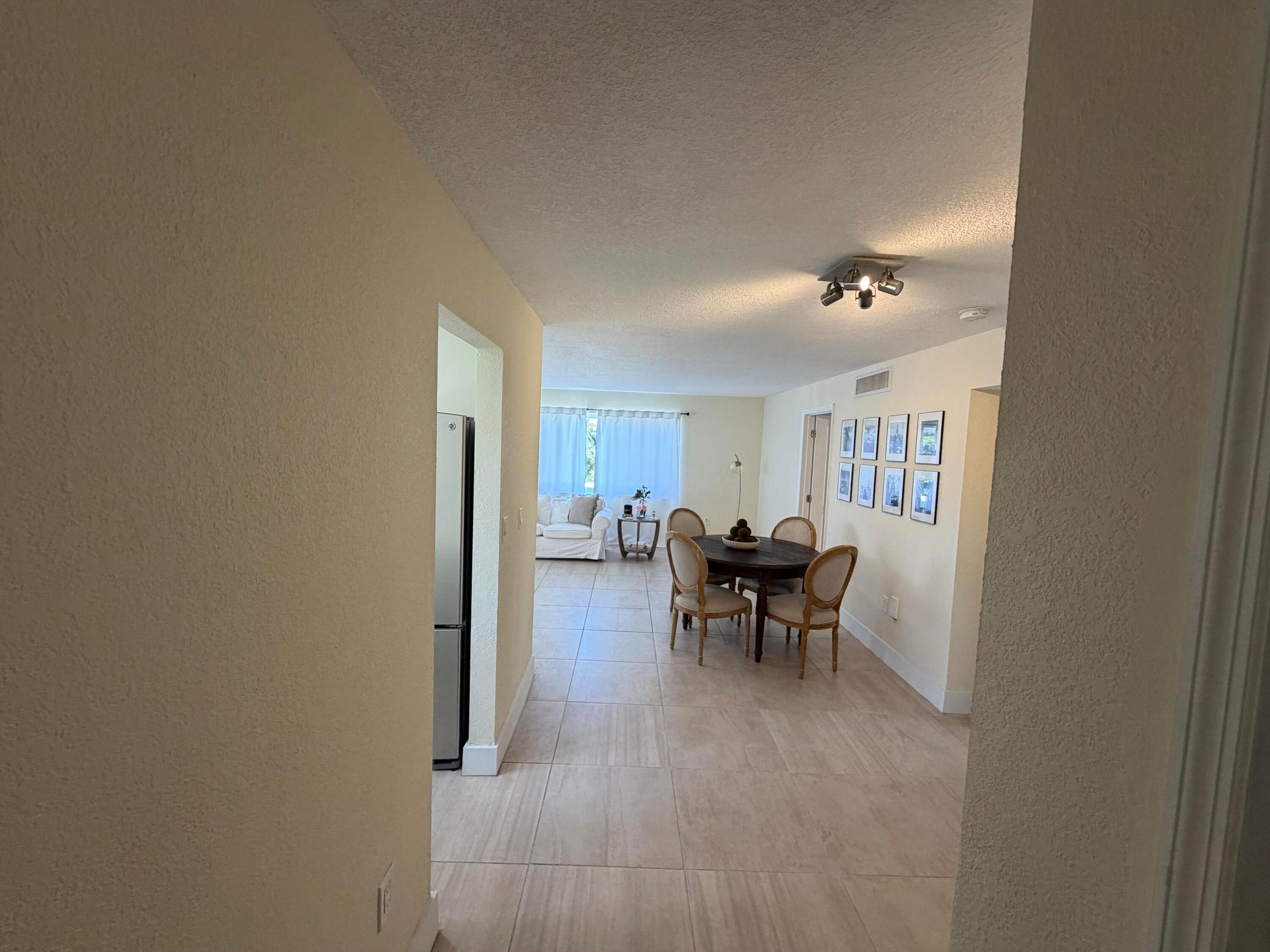 CHATILLON HALL CONDOMINIUM - Residential Lease