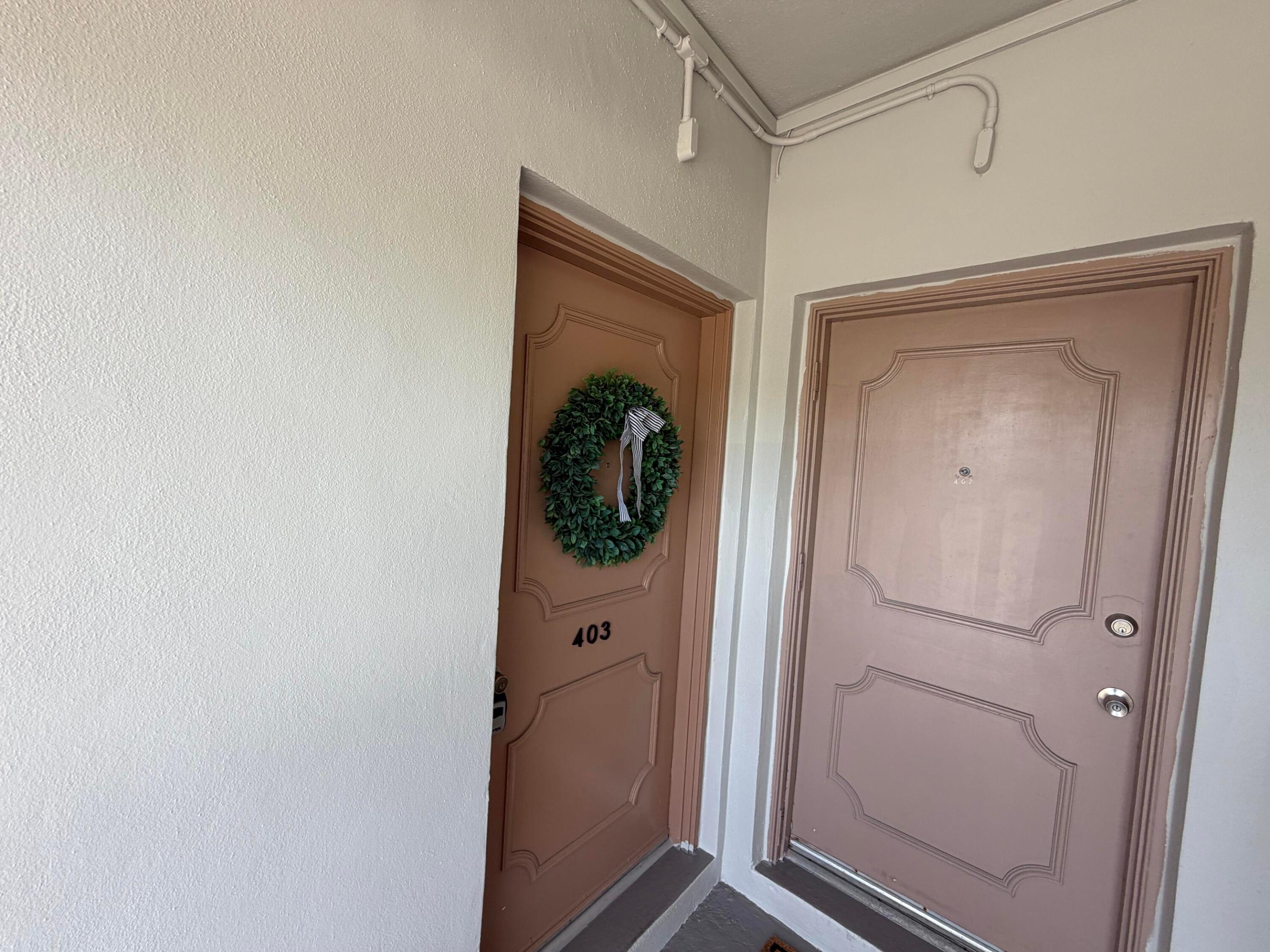 CHATILLON HALL CONDOMINIUM - Residential Lease