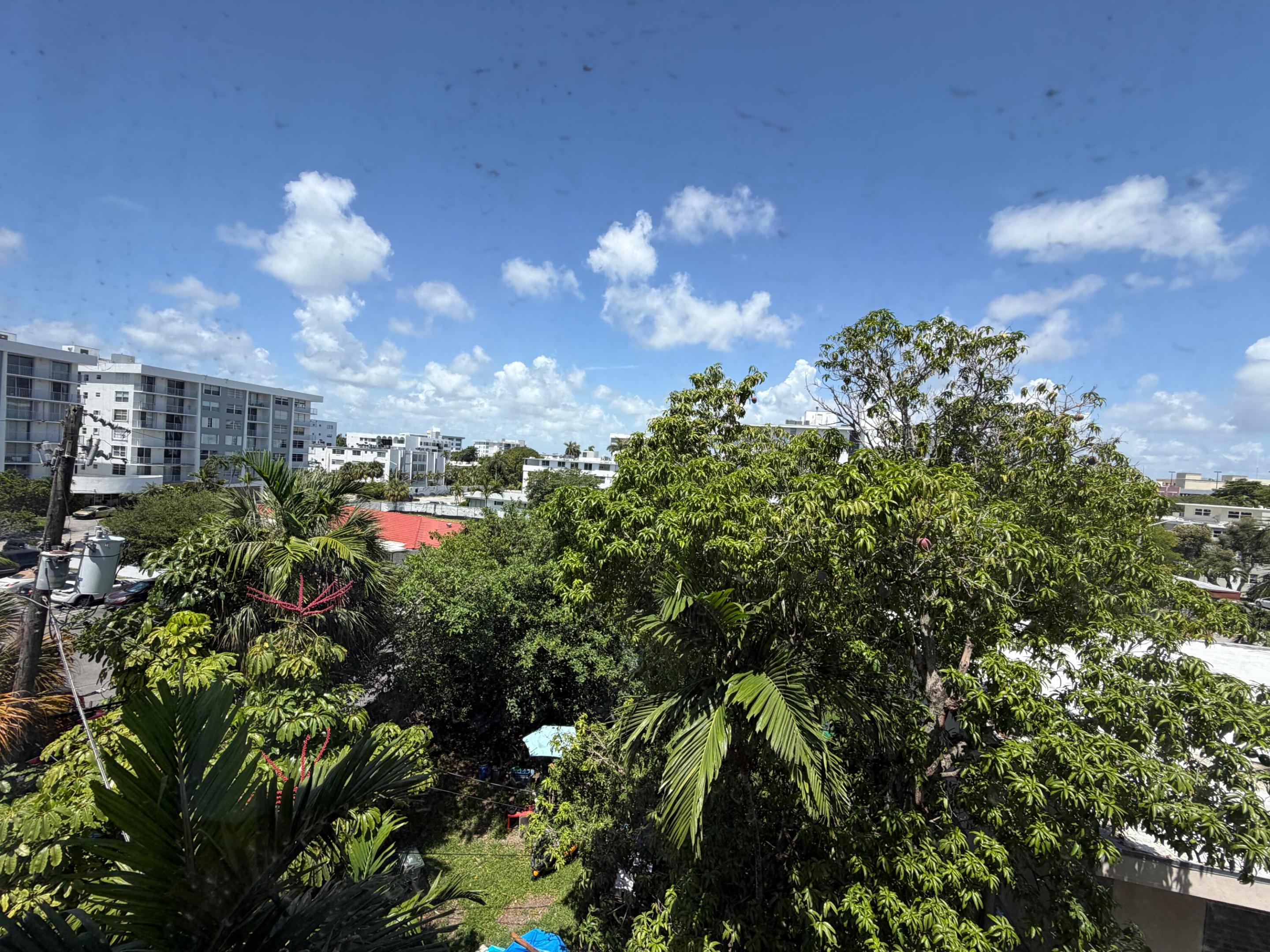 CHATILLON HALL CONDOMINIUM - Residential Lease