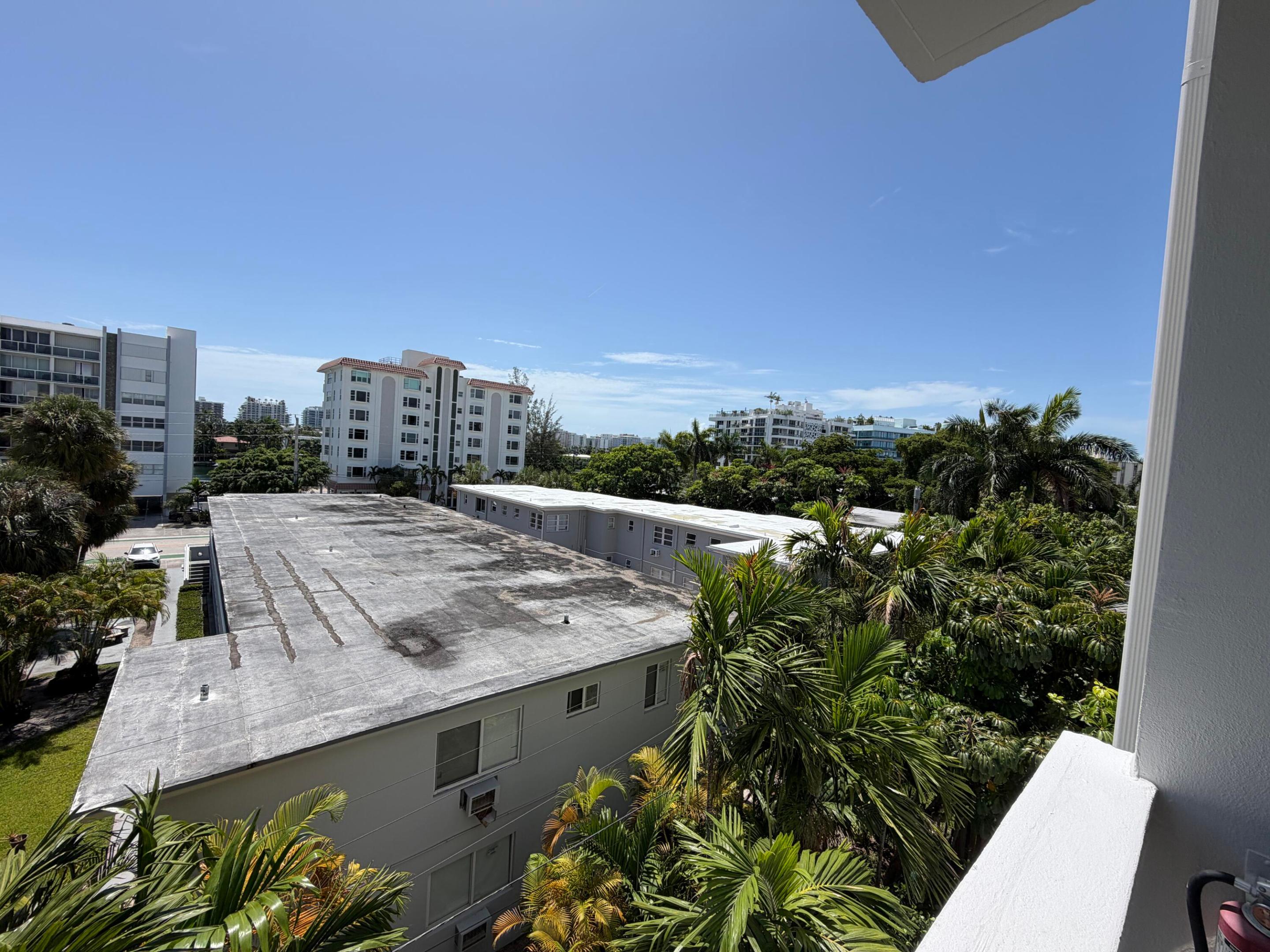 CHATILLON HALL CONDOMINIUM - Residential Lease
