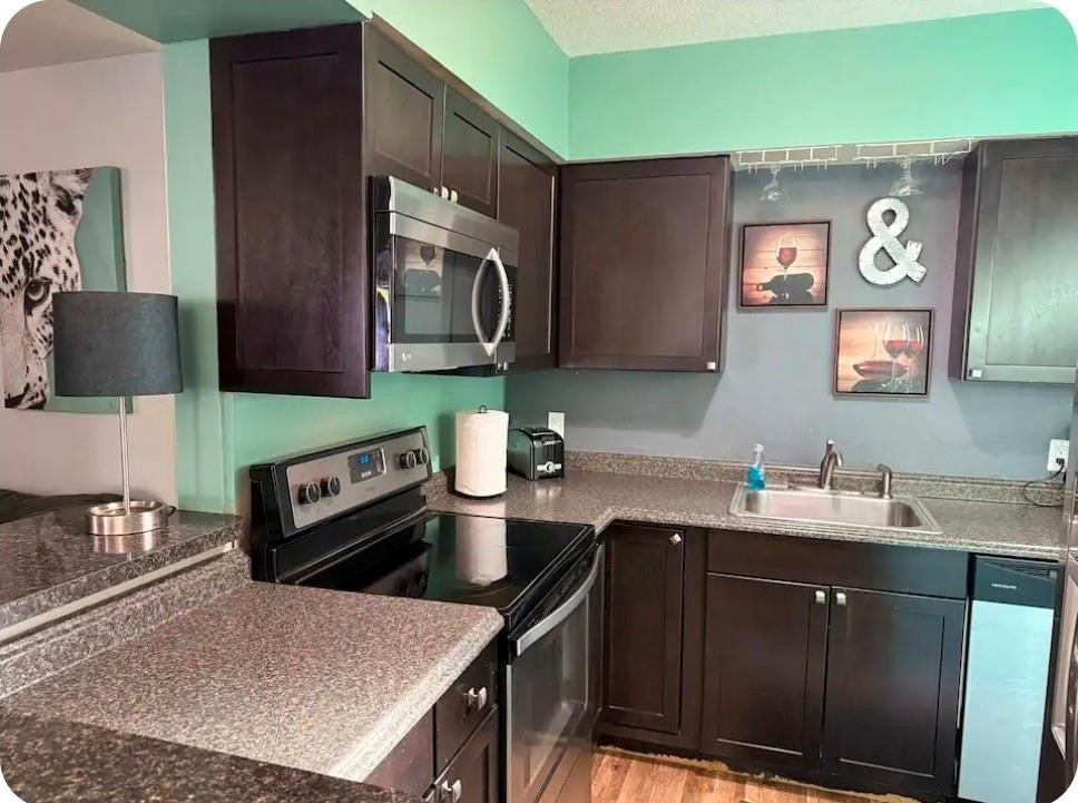 Edgewater Estates 1st Add - Residential Income