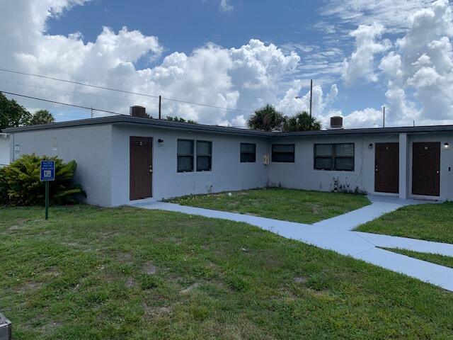 Cash Cow, 2 units are 2 bed 1 bath, and 2 units are 3 bed 2 bath. Private Parking lot. All 4 of the units have been renovated. Minutes to Downtown and Beaches. Property is approximately 5 to the redevelopment in Downtown WPB NORA, lots of new shops and nightlife close to it all. A great addition to any investor portfolio.