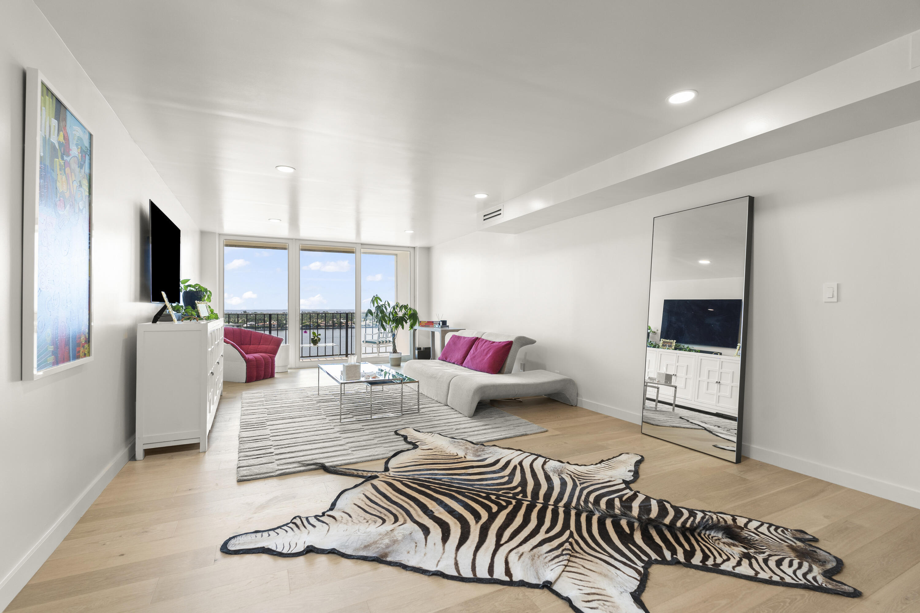 RAPALLO SOUTH CONDO - Residential