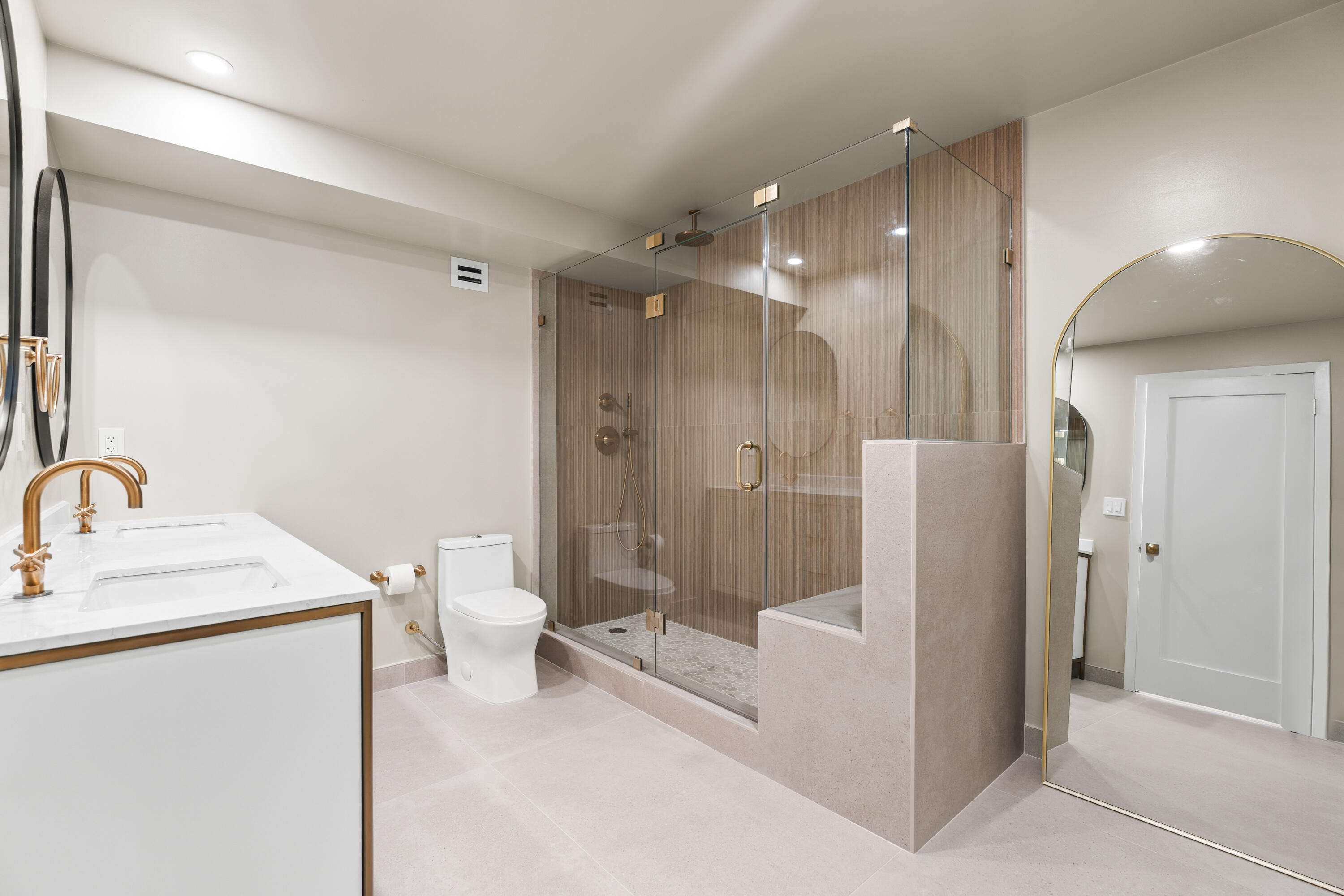 RAPALLO SOUTH CONDO - Residential