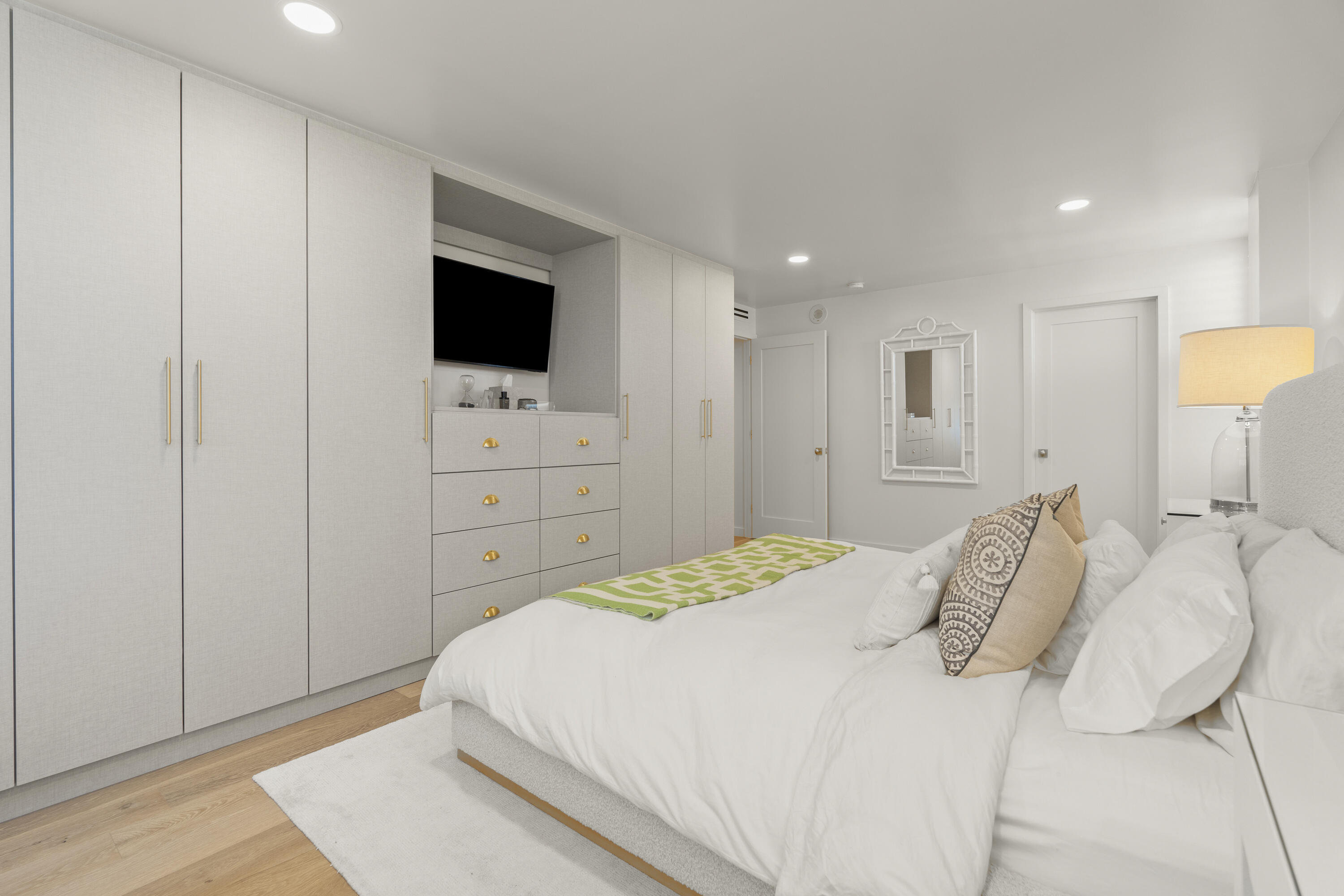 RAPALLO SOUTH CONDO - Residential
