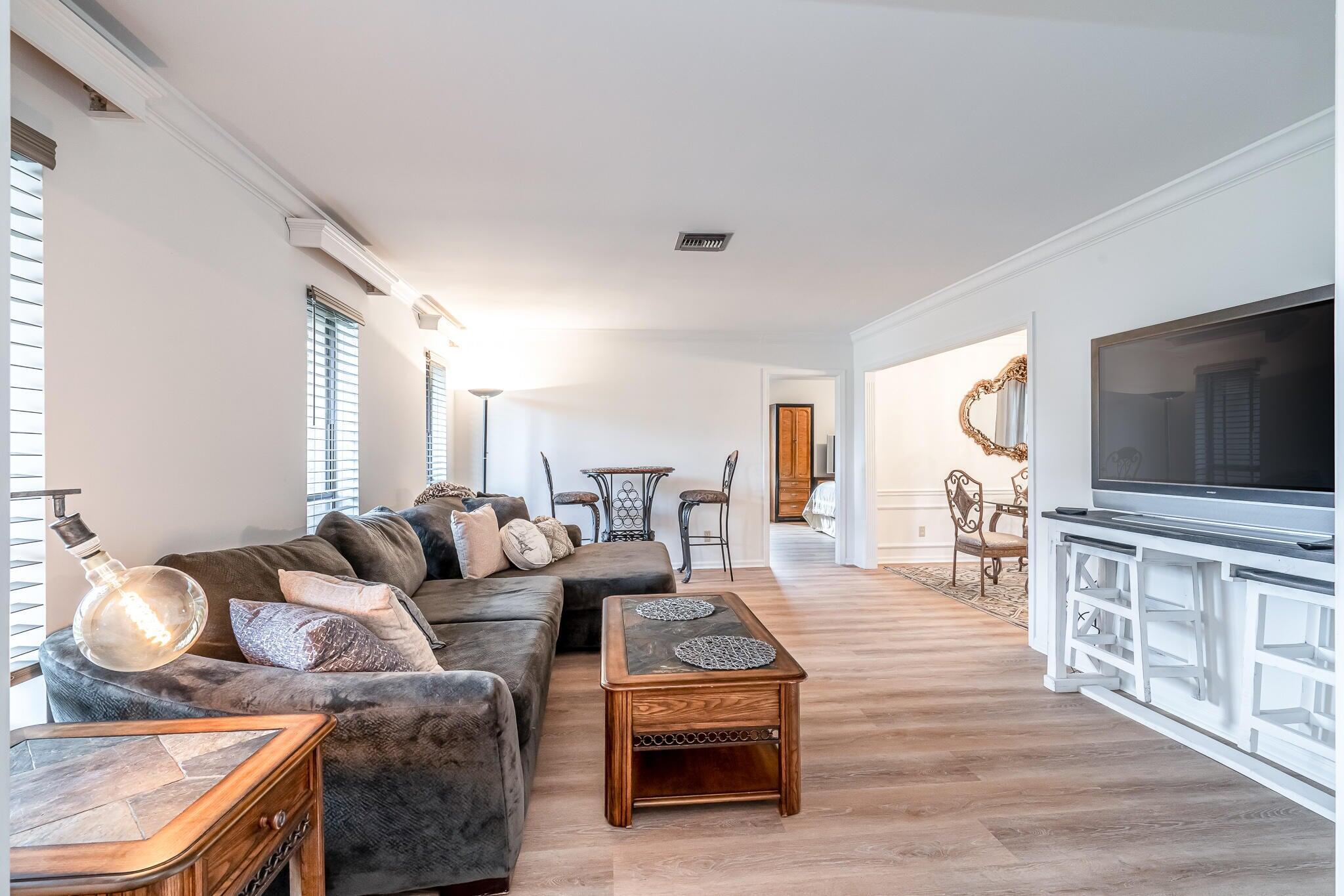 SOUTH SHORE 1 OF WELLINGTON - Residential Lease