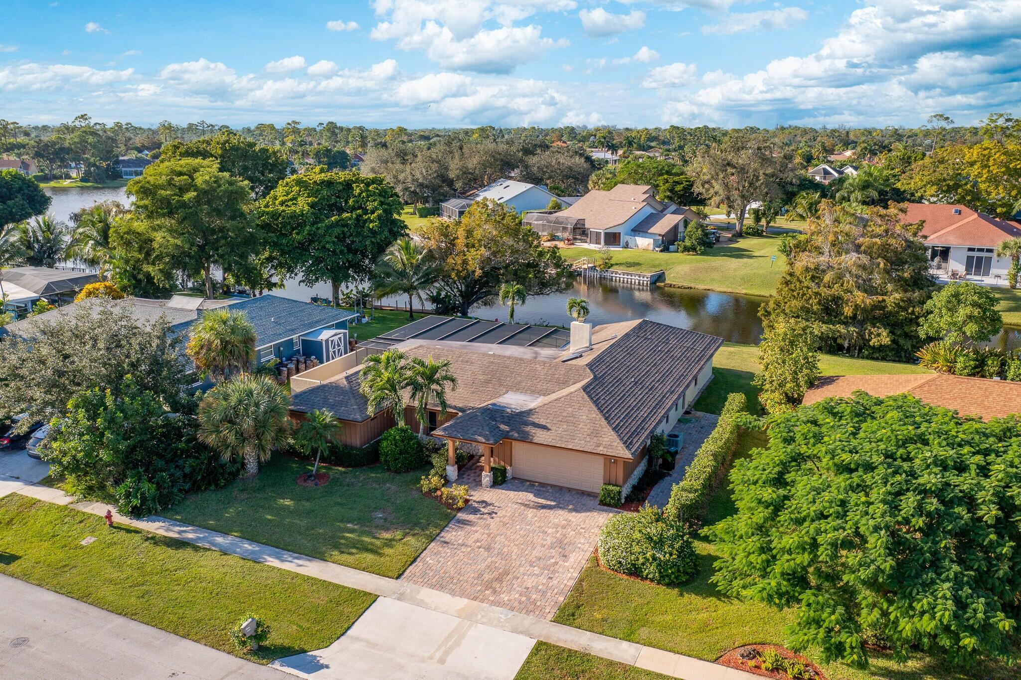 SOUTH SHORE 1 OF WELLINGTON - Residential Lease
