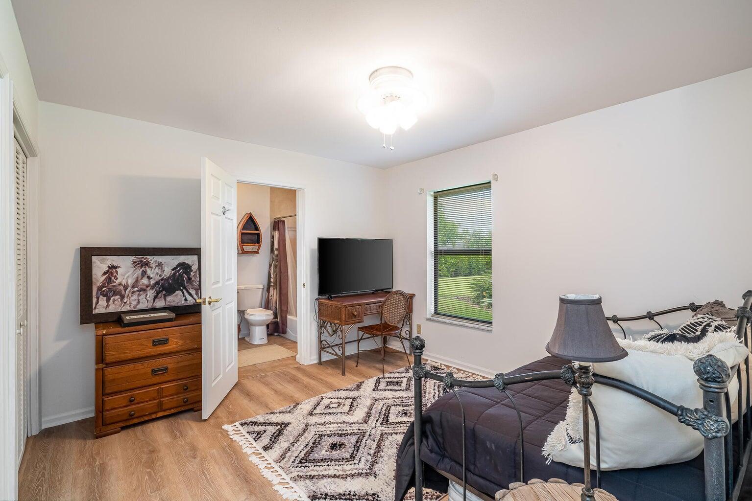 SOUTH SHORE 1 OF WELLINGTON - Residential Lease