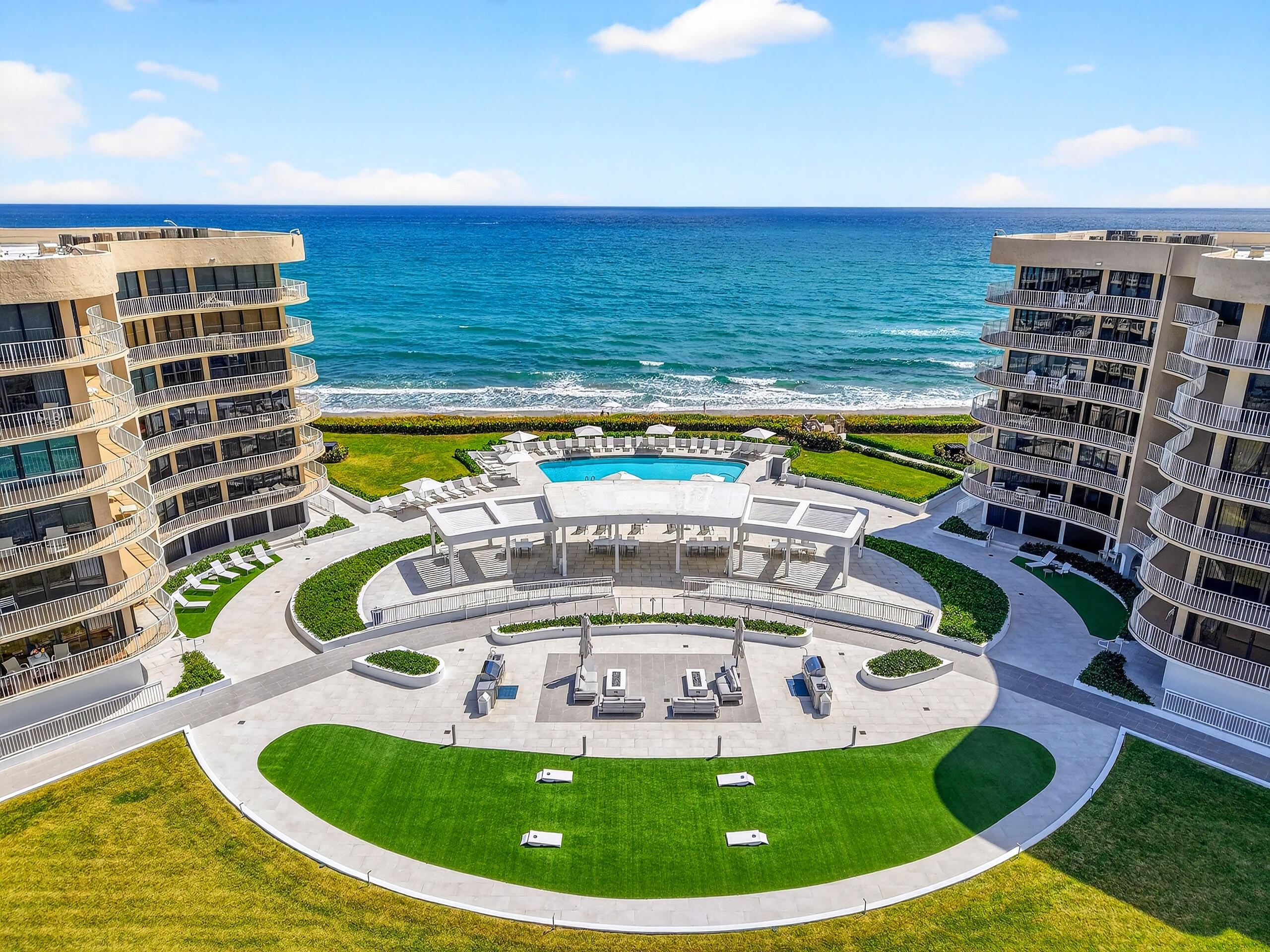 ATRIUMS OF PALM BEACH CONDO - Residential
