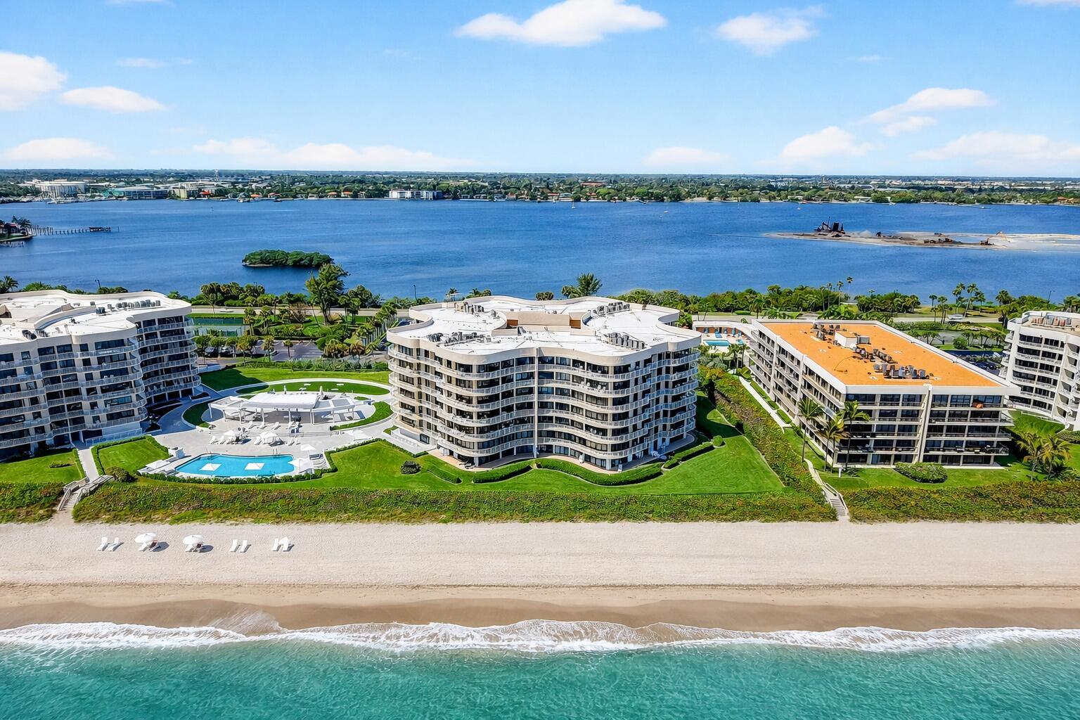 ATRIUMS OF PALM BEACH CONDO - Residential