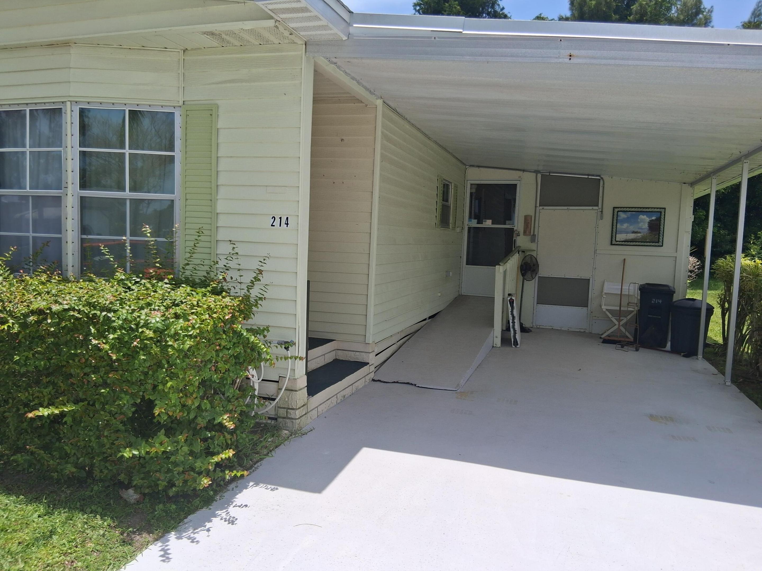 Spanish Lakes Golf Village - Residential