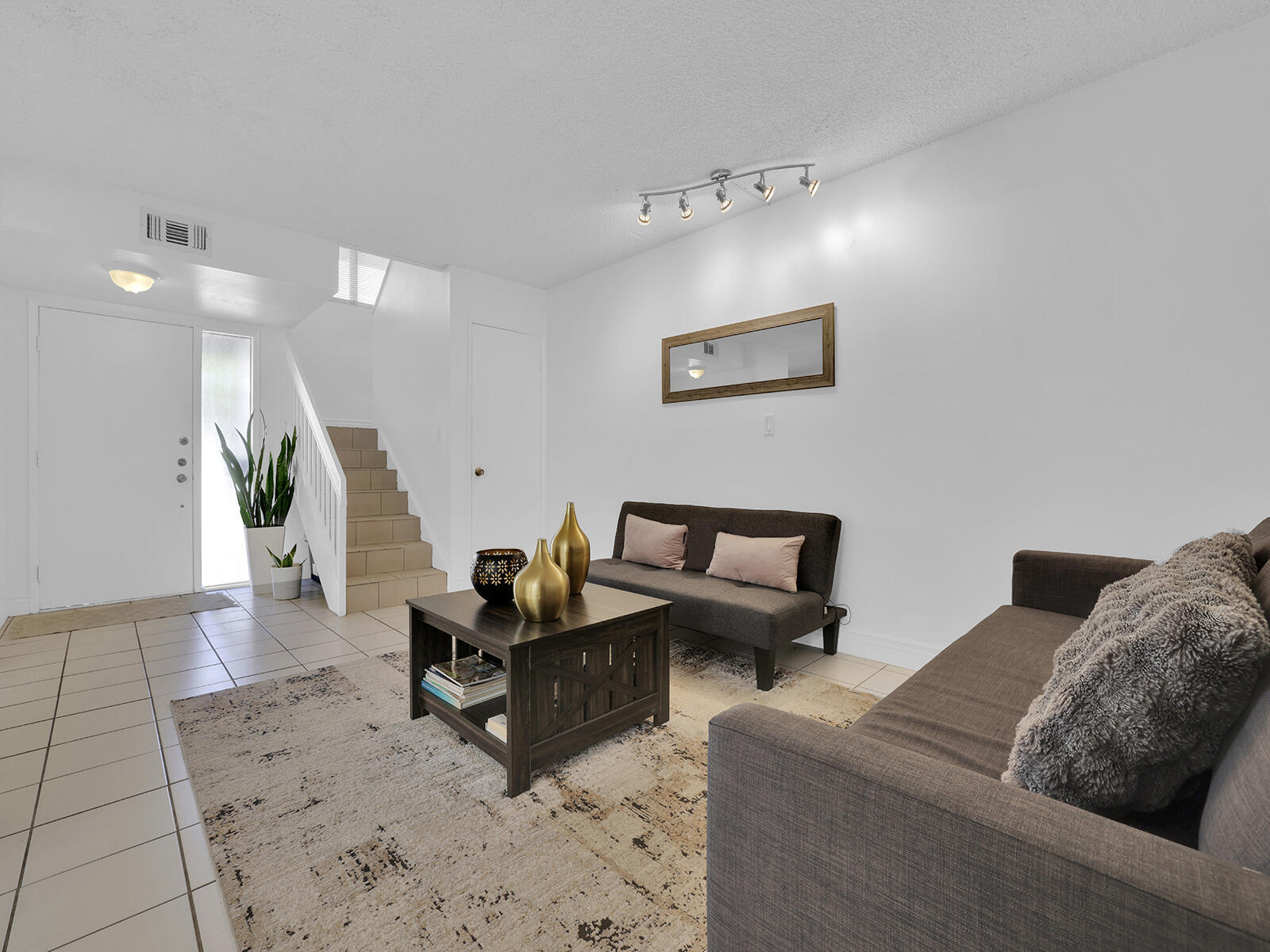 EAST WIND LAKE VILLAGE - Residential Lease