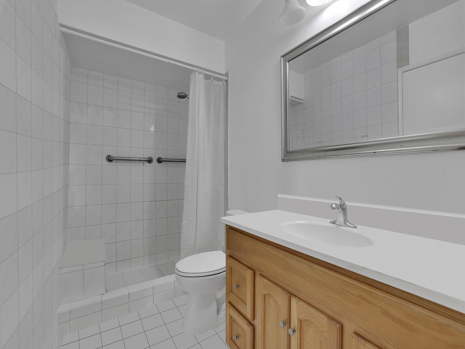 EAST WIND LAKE VILLAGE - Residential Lease