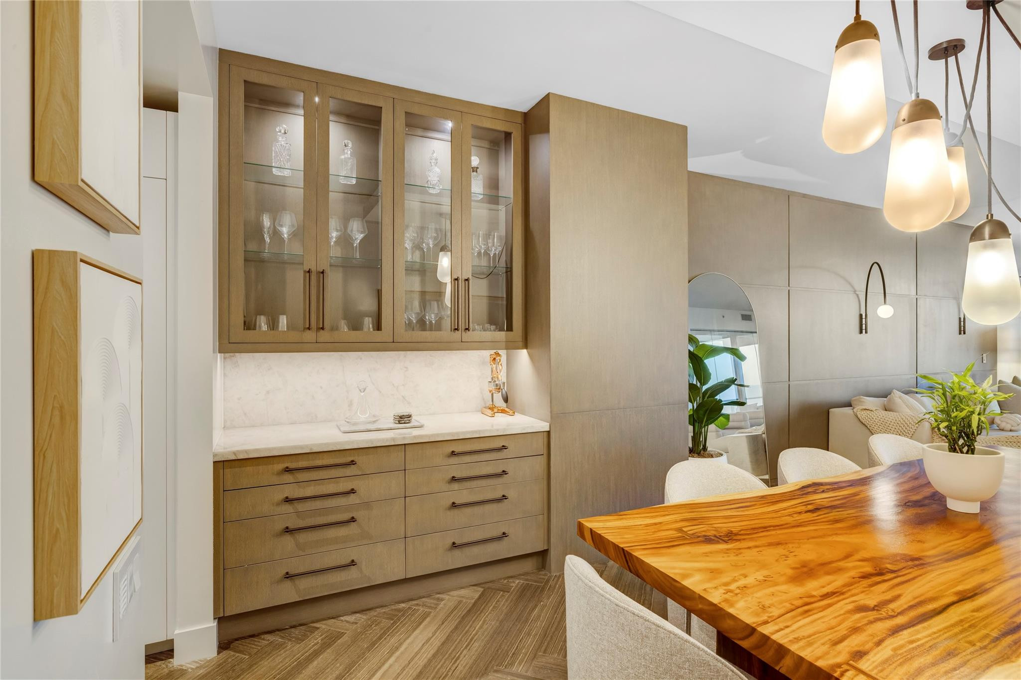 AUBERGE BEACH RESIDENCES - Residential