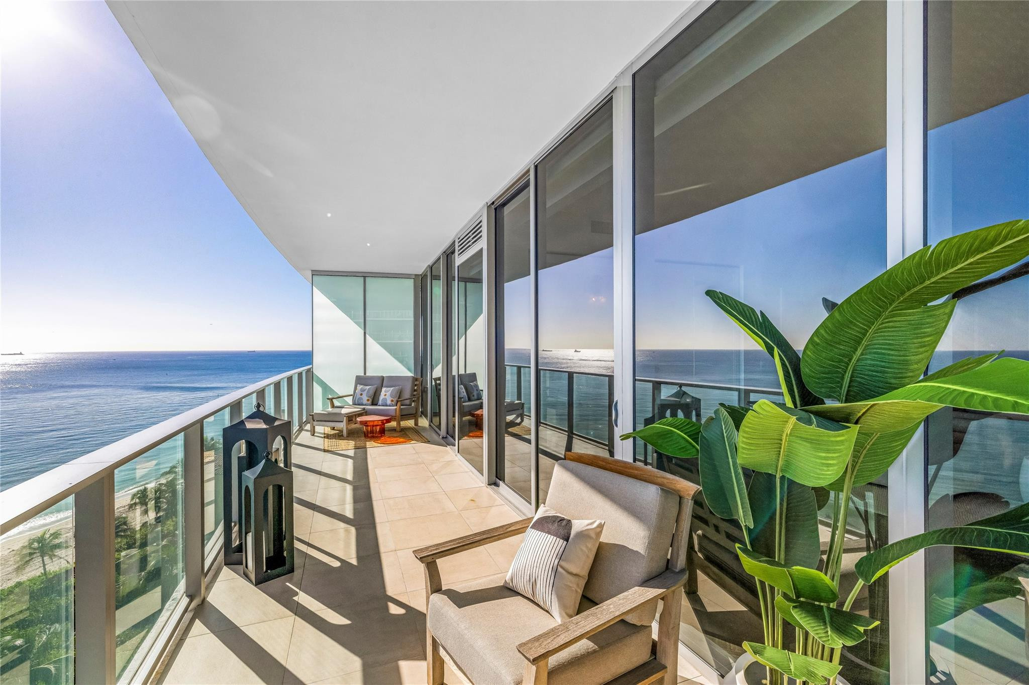 AUBERGE BEACH RESIDENCES - Residential