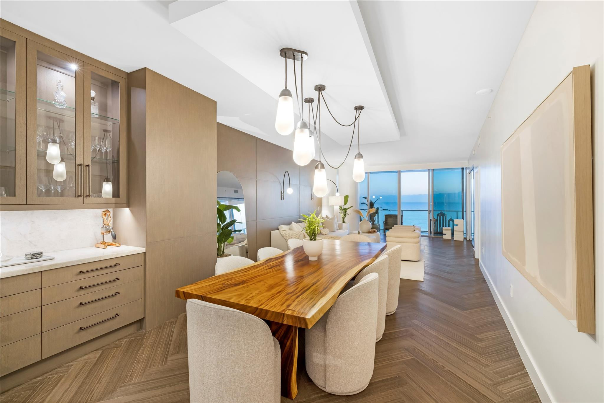 AUBERGE BEACH RESIDENCES - Residential