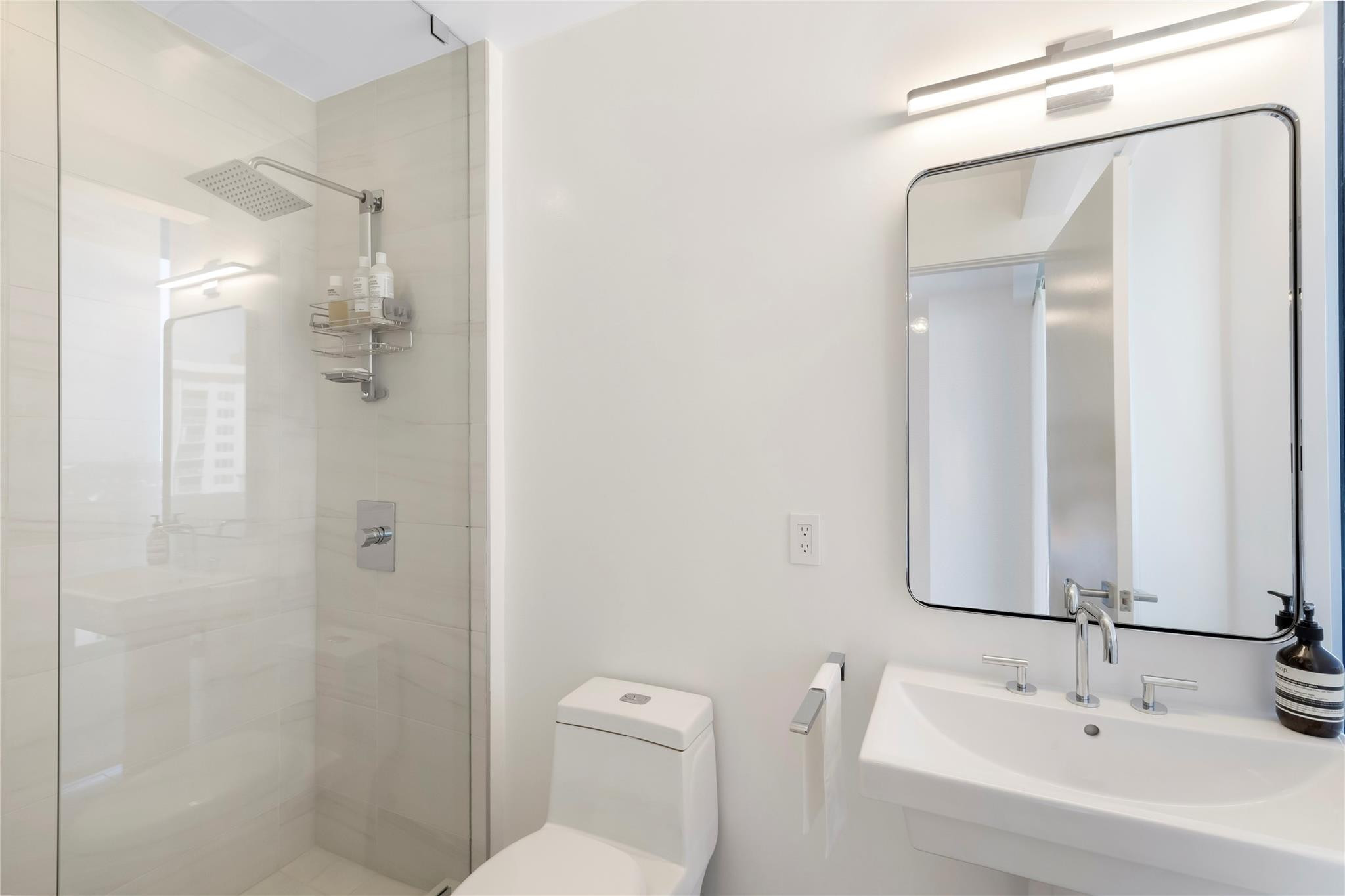 AUBERGE BEACH RESIDENCES - Residential