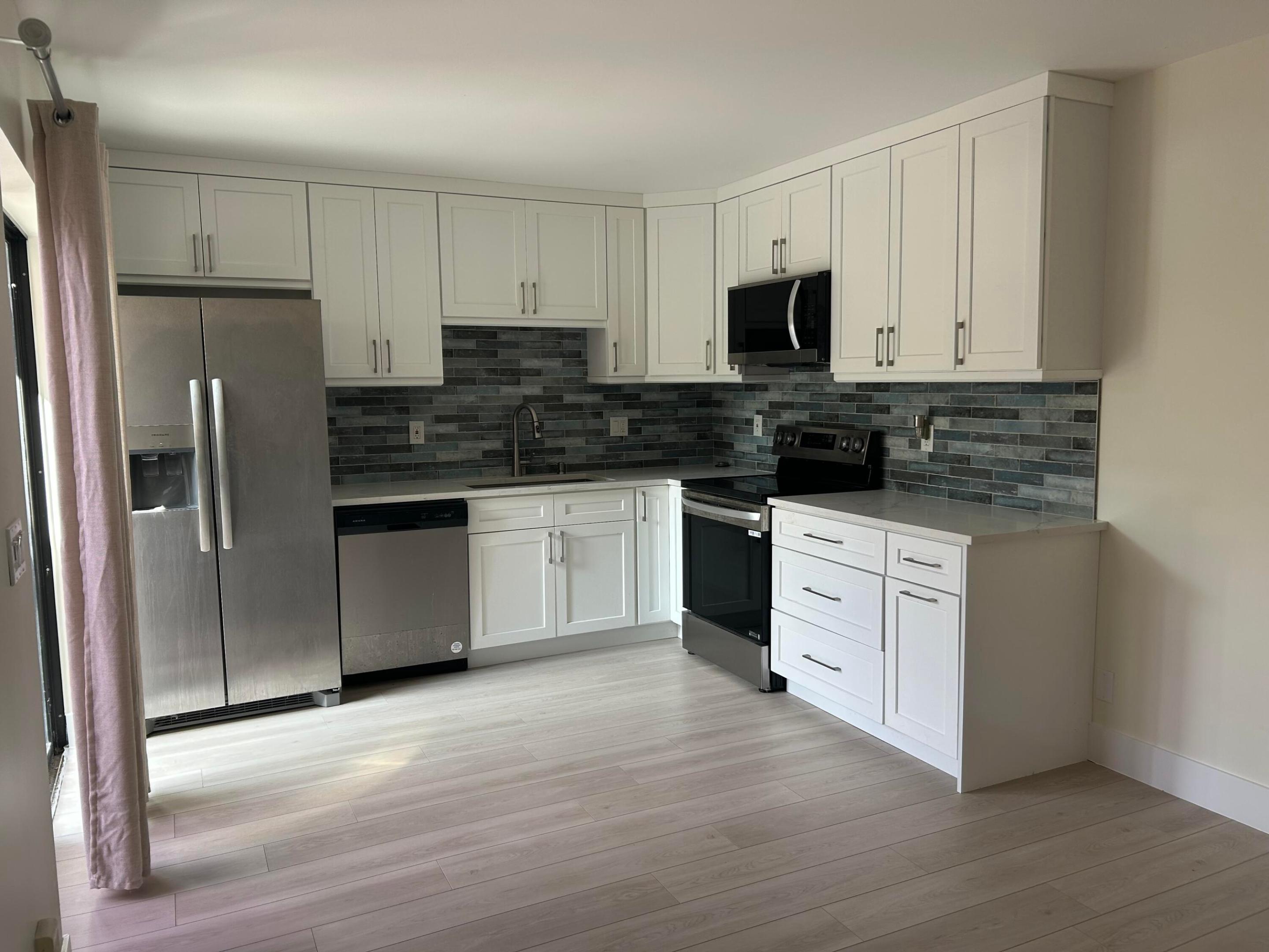 WATERFORD COURTYARDS ADDITION - Residential