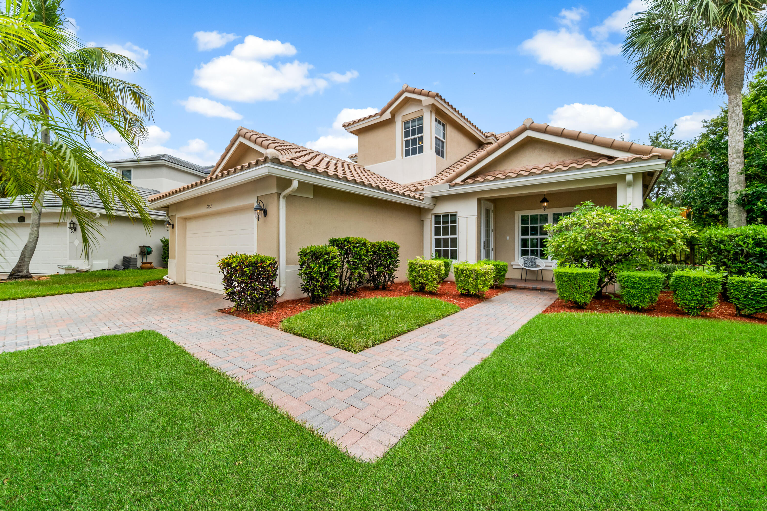 PARKLAND ISLES - Residential