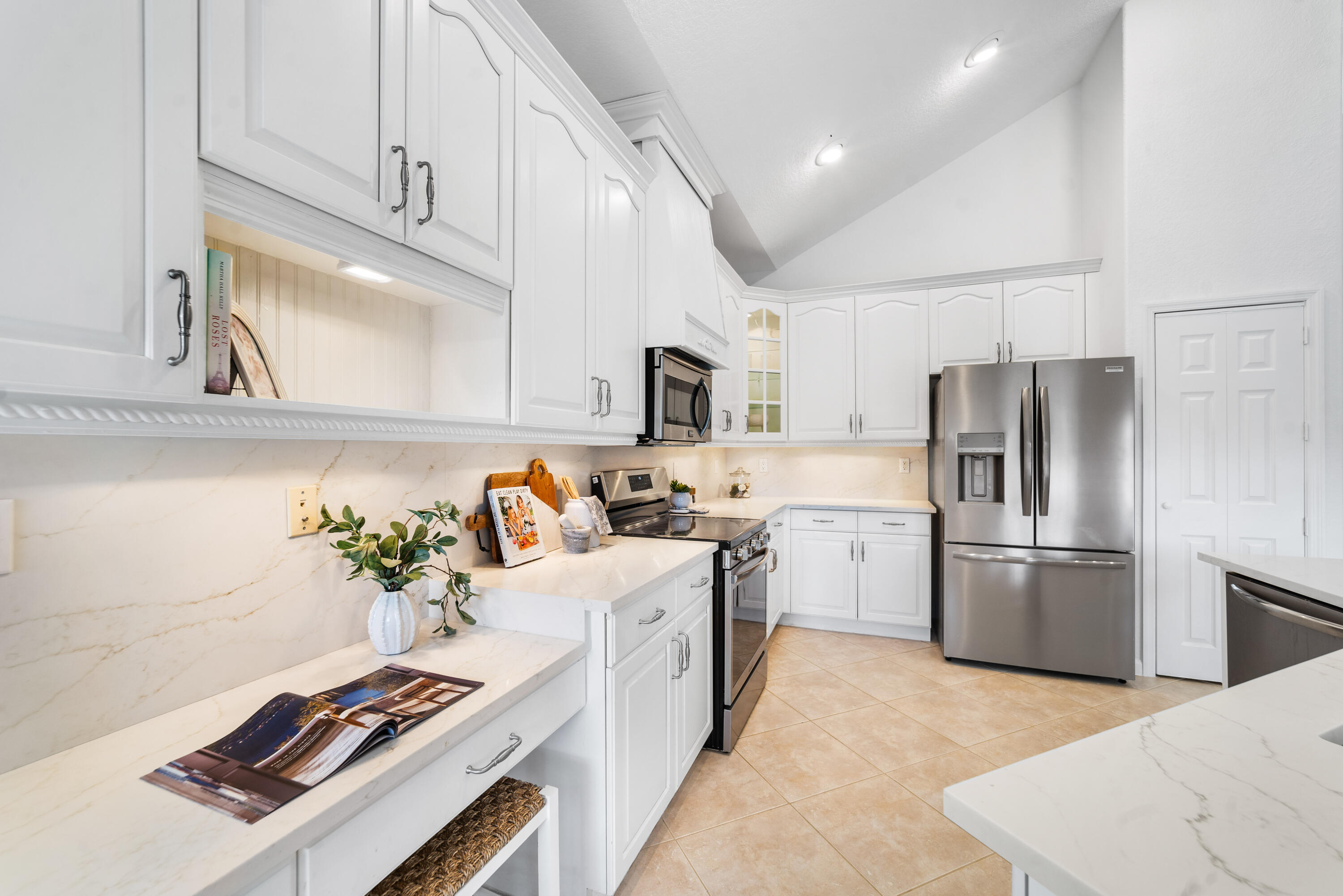 PARKLAND ISLES - Residential