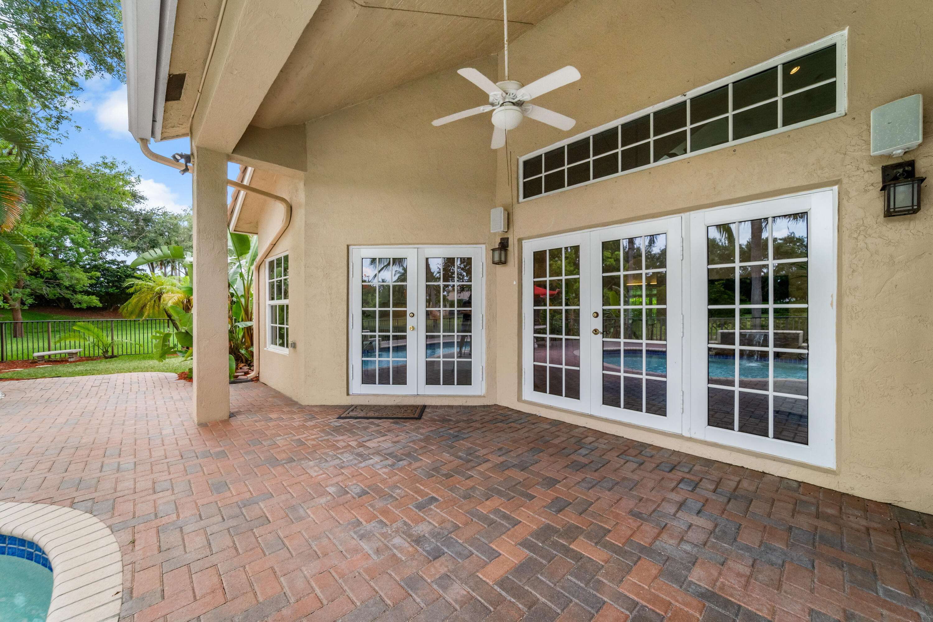 PARKLAND ISLES - Residential