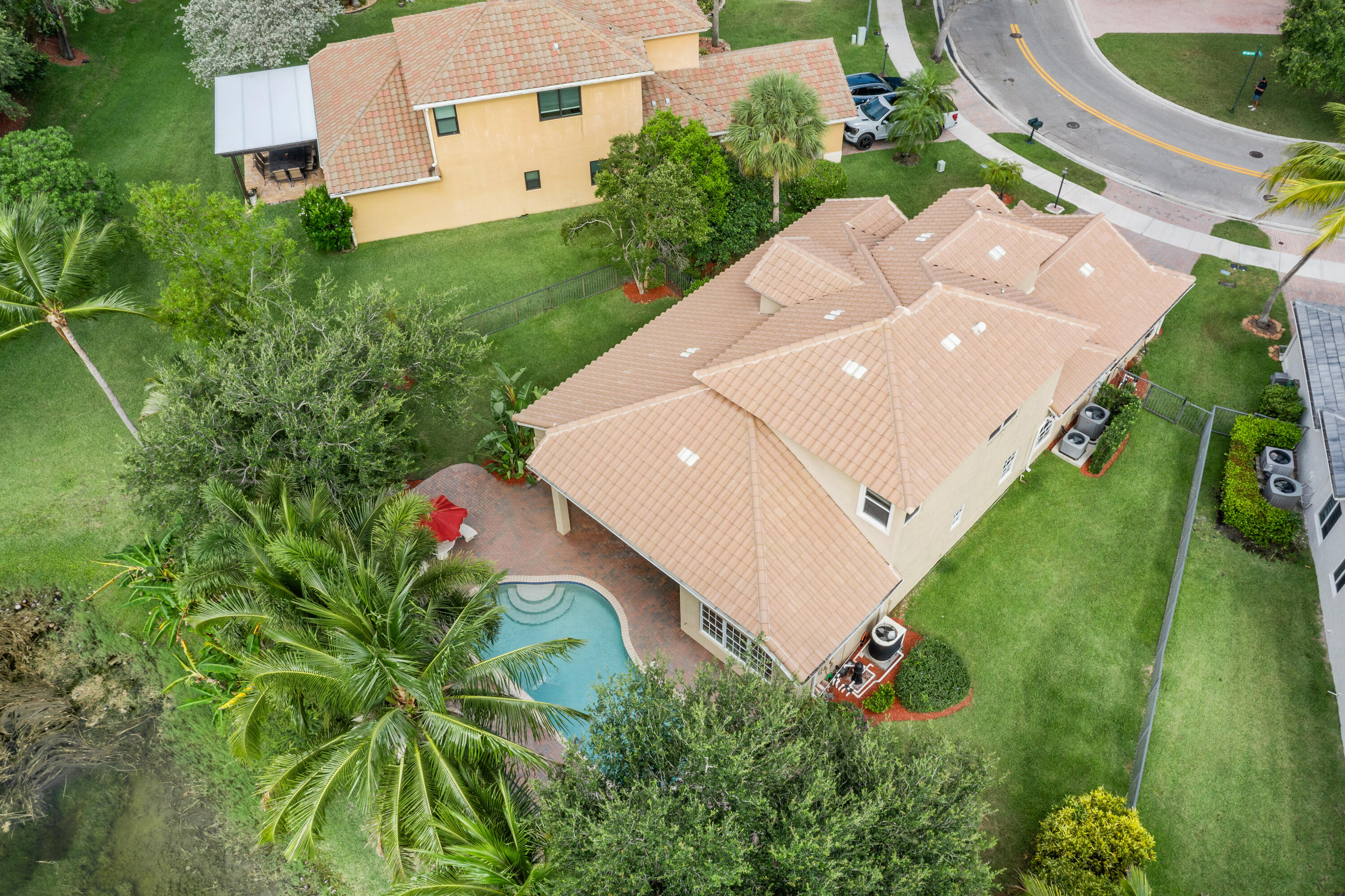 PARKLAND ISLES - Residential