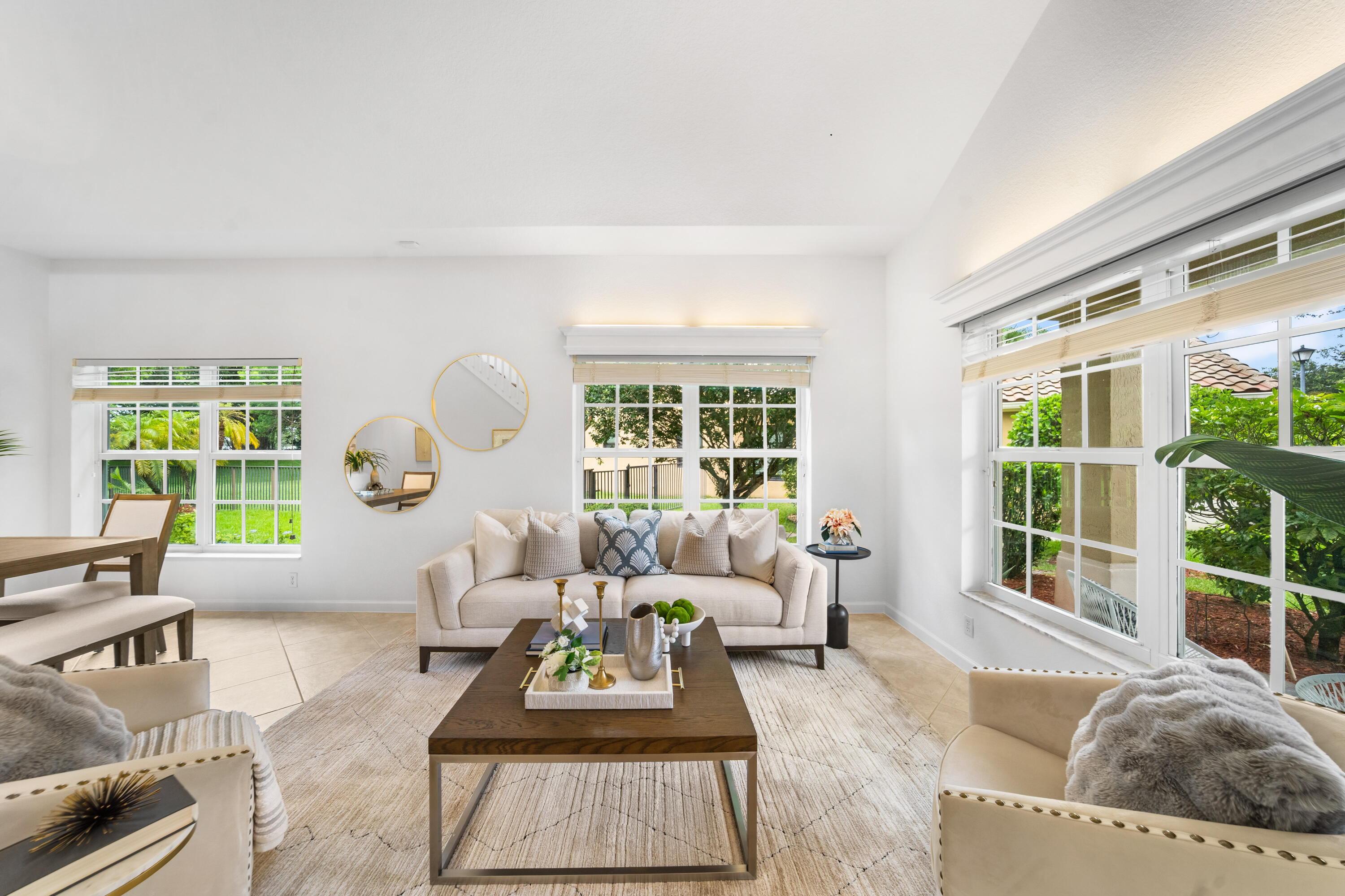 PARKLAND ISLES - Residential