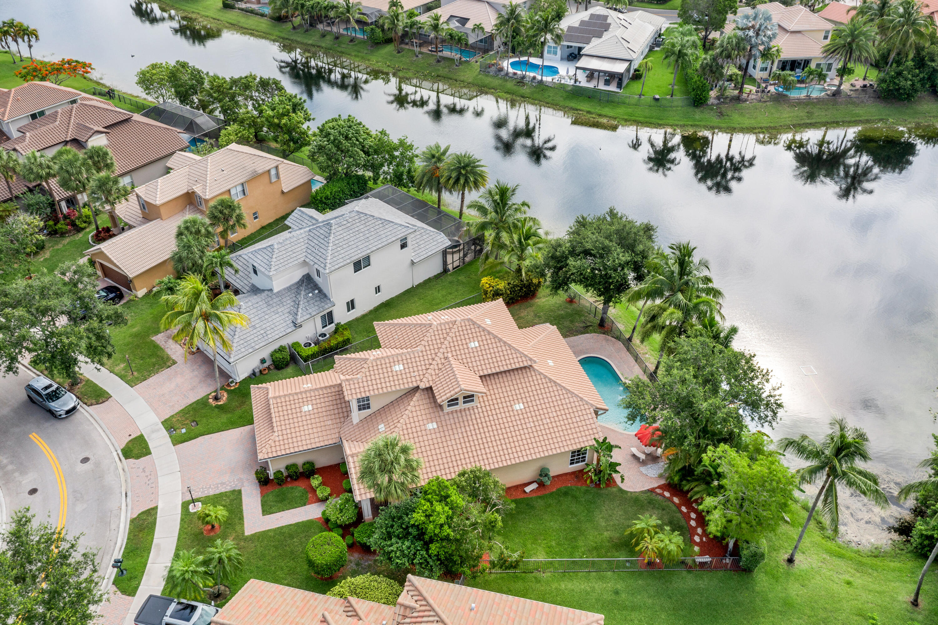 PARKLAND ISLES - Residential
