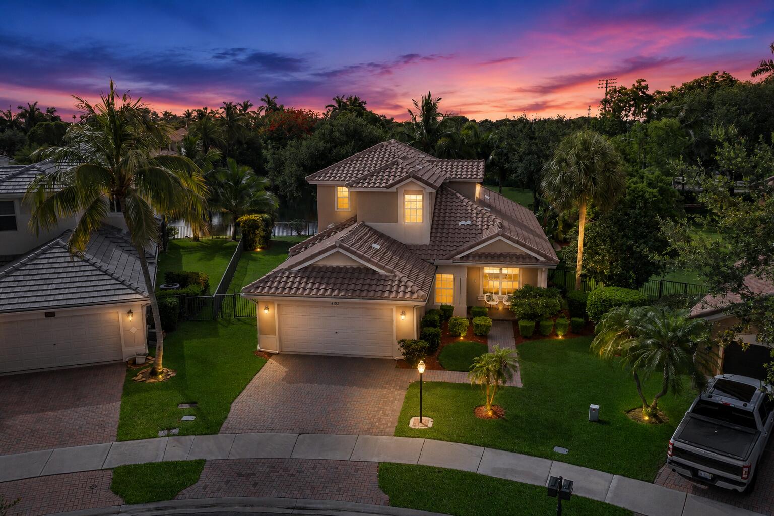 Stunning Islamorada Model w/4Beds & 3 Baths Pool Home On A Rare Oversized Waterfront Lot. Newer 2020 Roof, Impact Windows & Doors. Upgraded Kitchen w/Quartz Countertops, Island, SS Appliances & Ample Cabinetry. Spacious Primary Suite w/Cherry Wood Flooring, Sitting Area Walk-In Closets, Dual Sinks & Vanities & Separate Tub & Shower. Extended Pavered Patio w/Pool Overlooking Breathtaking Water Views Ideal For Entertaining. Built-Ins Throughout, Epoxy Garage Floor & Newer Fixtures. 24-Hour Guard Gated Community, Resort Style Amenities, Clubhouse, Pool & Spa, Fitness Center, Tennis, Basketball & More. Low HOA Includes Comcast High Speed Internet, Cable & ADT Alarm System. Bordered By 3 Of Parkland's A-Rated Schools, Close To Major Shopping, Restaurants, Houses Of Worship & Highways.