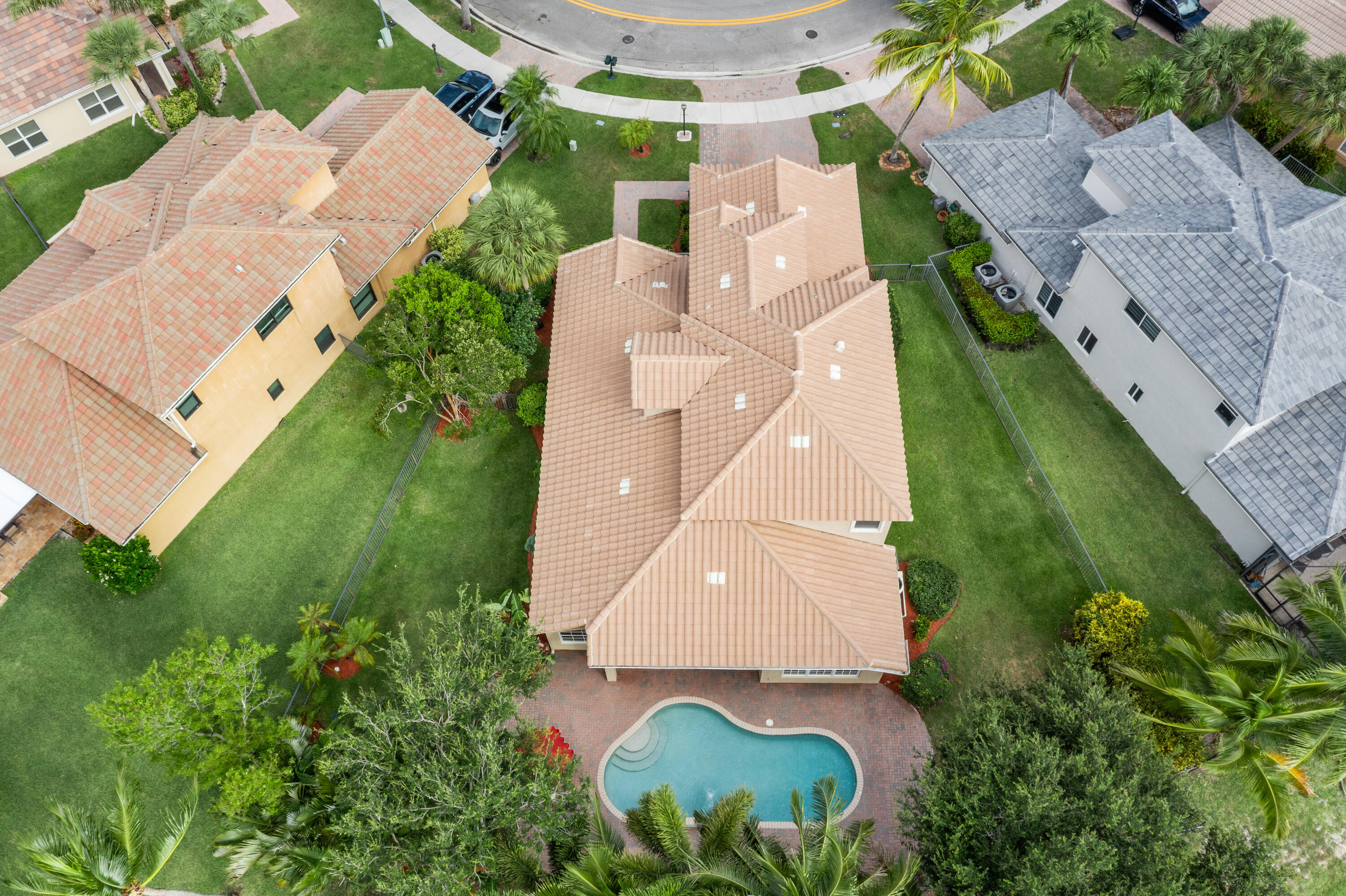 PARKLAND ISLES - Residential