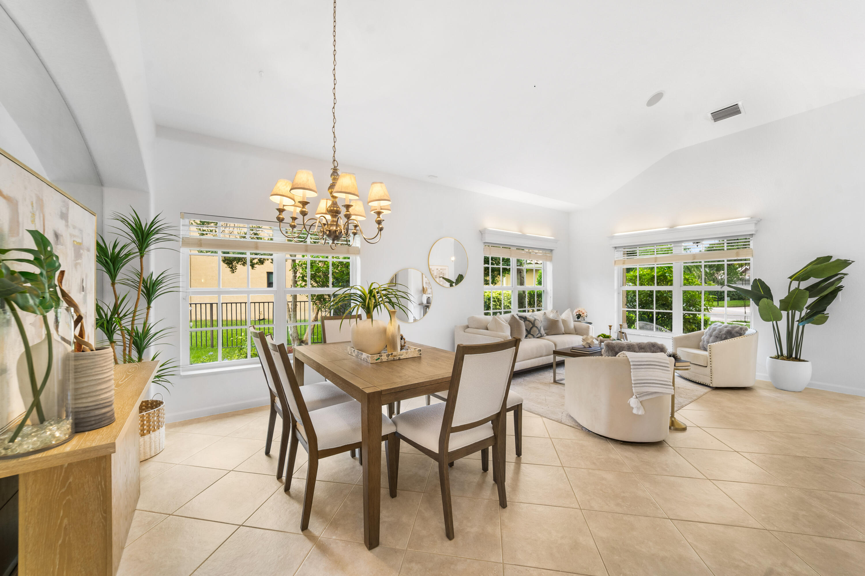 PARKLAND ISLES - Residential