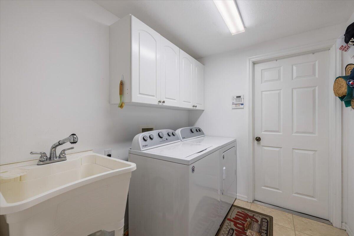 SEBASTIAN HIGHLANDS UNIT 6 - Residential