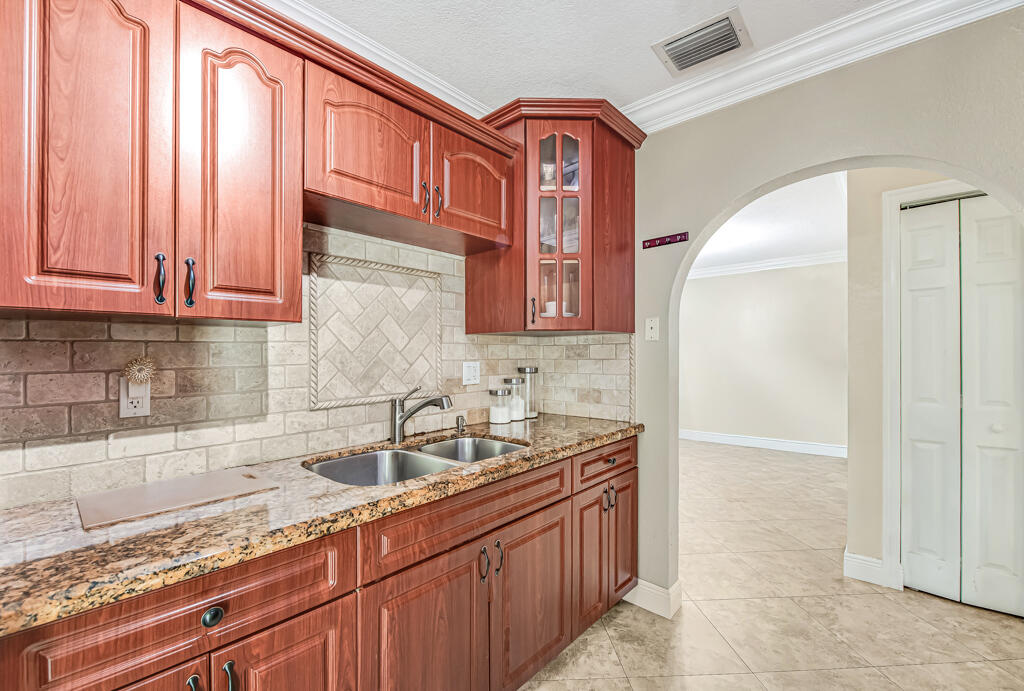 PALM HILL VILLAS UNIT TWO - Residential