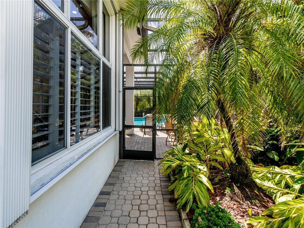 Sector 7 - Prcl R - Residential