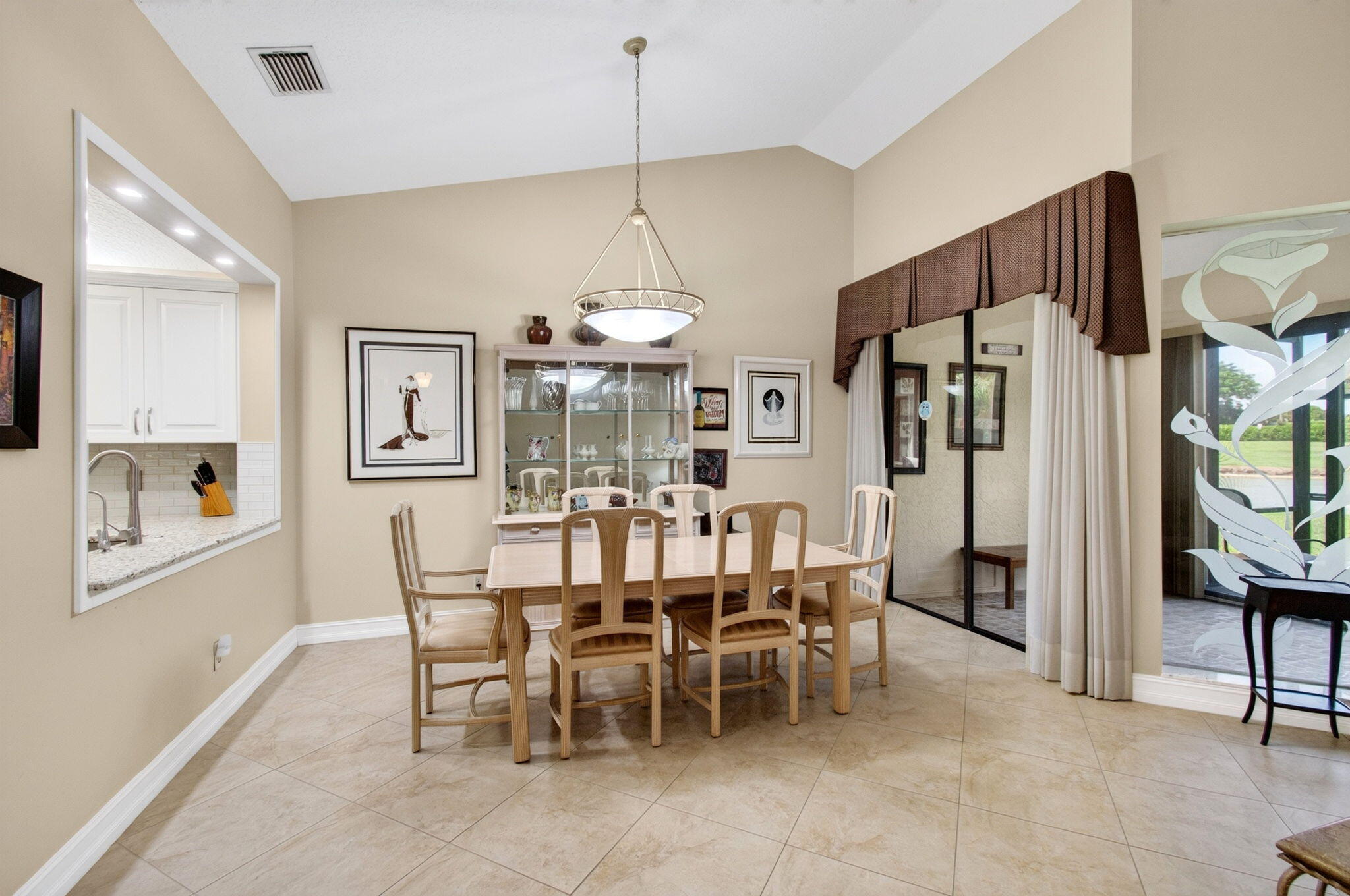 ABERDEEN COUNTRY CLUB - Residential