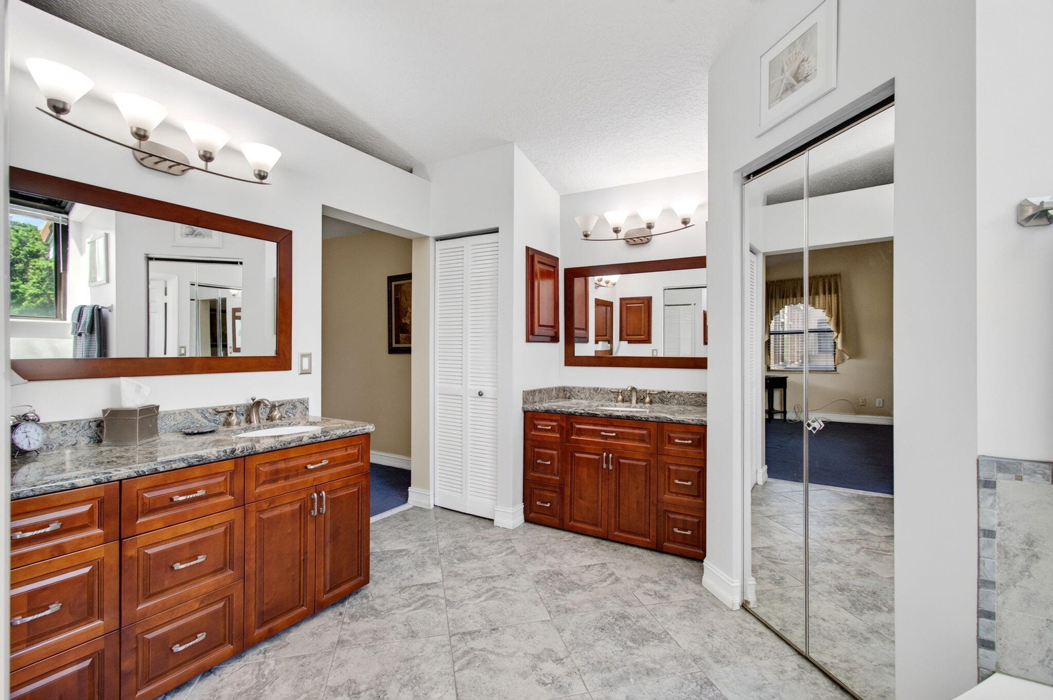 ABERDEEN COUNTRY CLUB - Residential