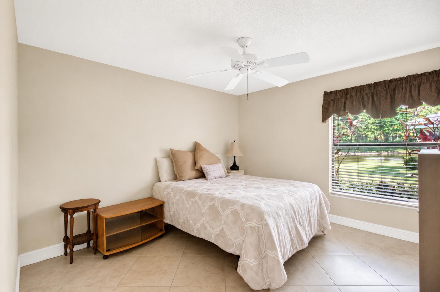 ABERDEEN COUNTRY CLUB - Residential