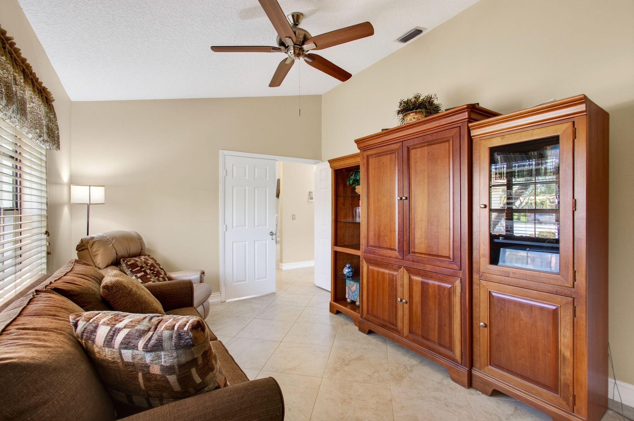 ABERDEEN COUNTRY CLUB - Residential