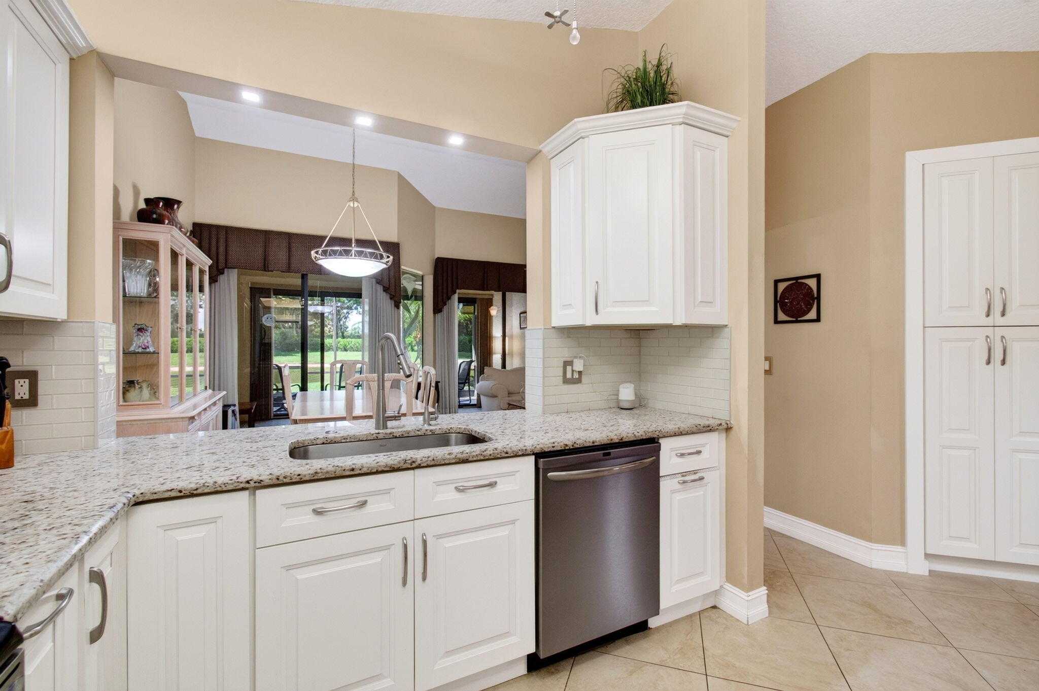ABERDEEN COUNTRY CLUB - Residential