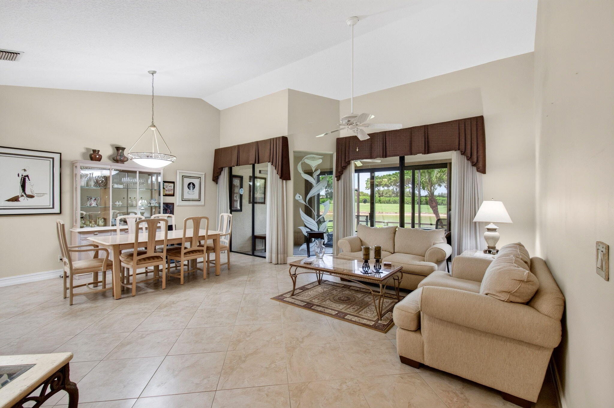 ABERDEEN COUNTRY CLUB - Residential