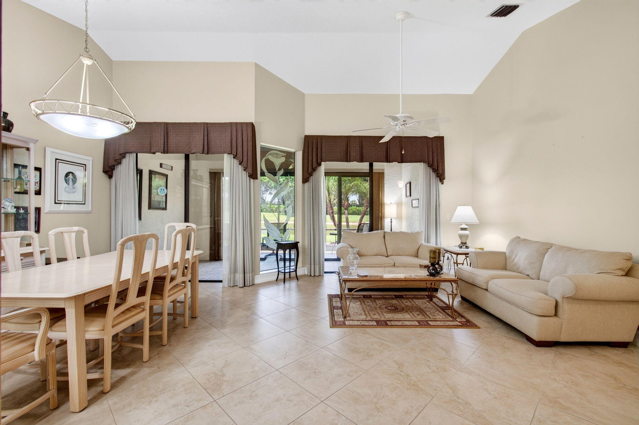 ABERDEEN COUNTRY CLUB - Residential