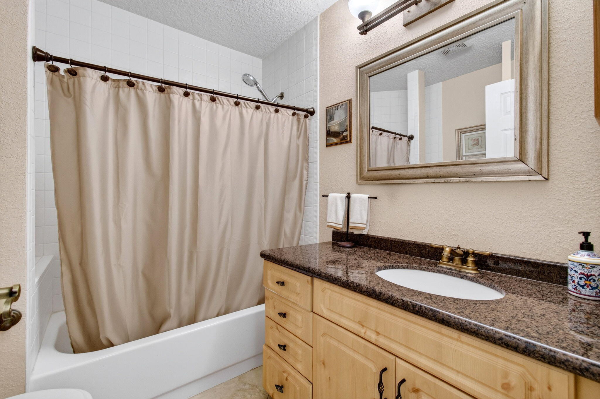 ABERDEEN COUNTRY CLUB - Residential