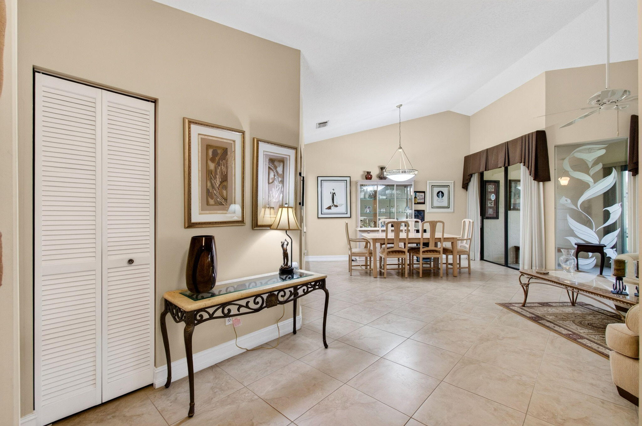 ABERDEEN COUNTRY CLUB - Residential