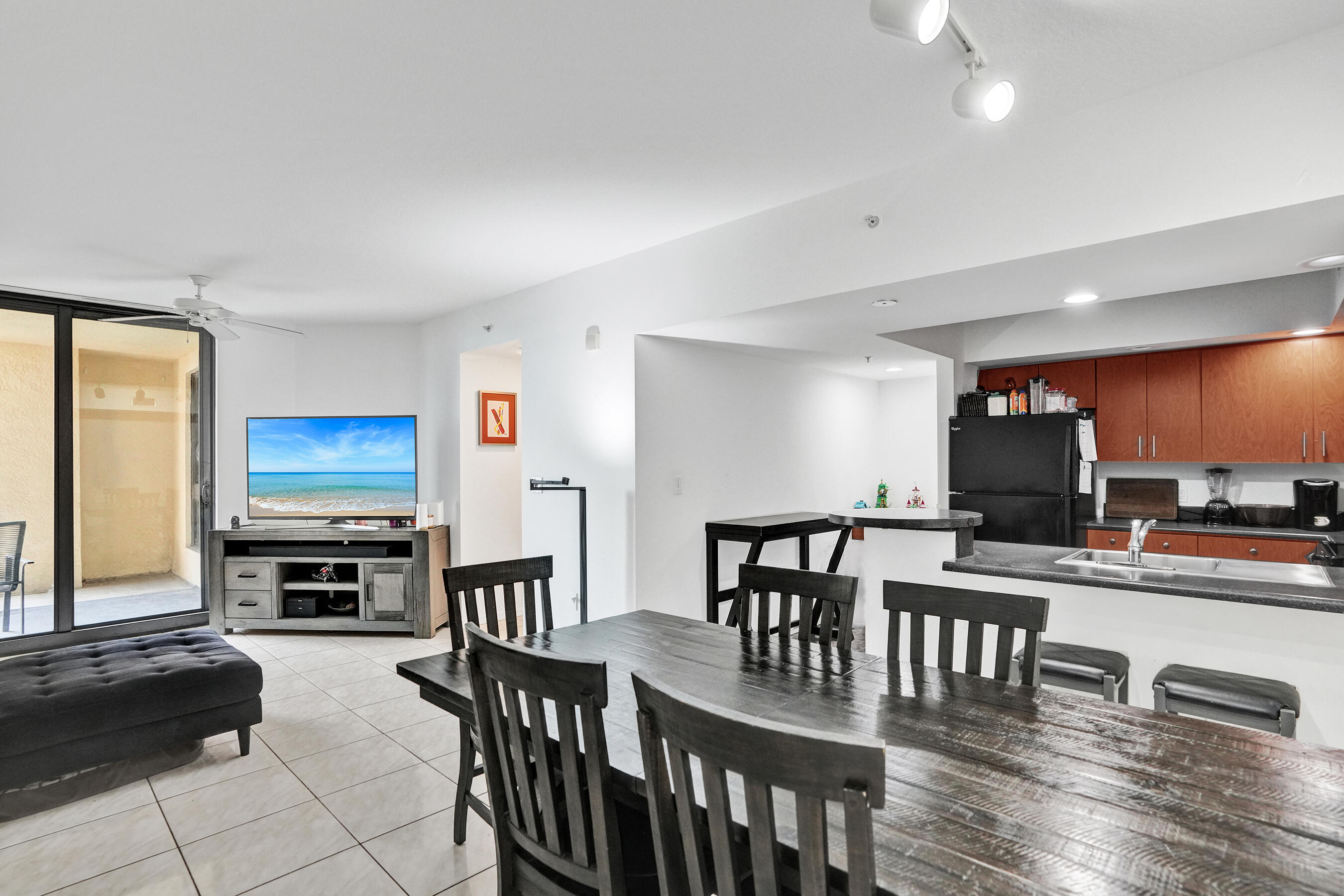 WAVERLY AT LAS OLAS CONDO - Residential Lease