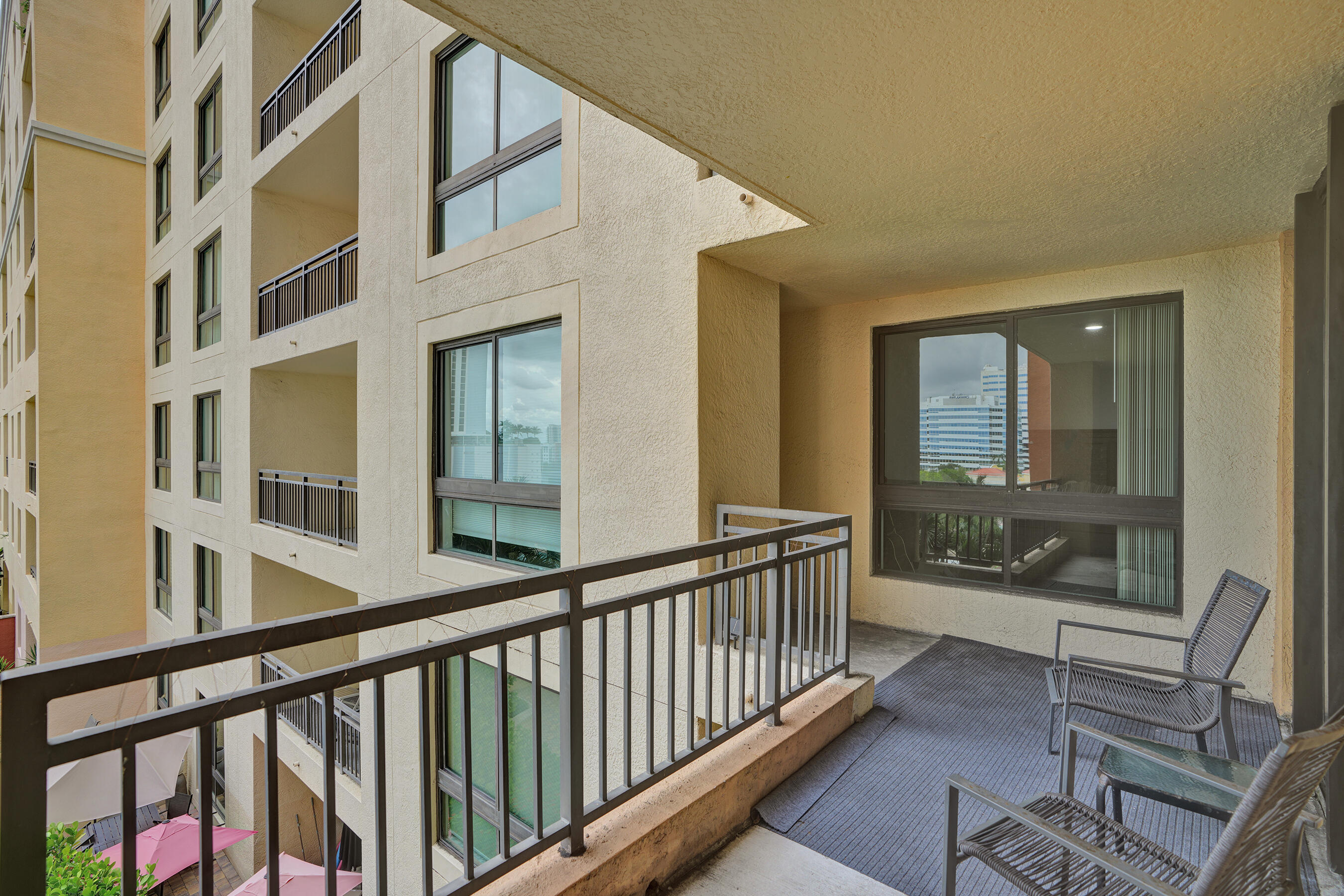 WAVERLY AT LAS OLAS CONDO - Residential Lease