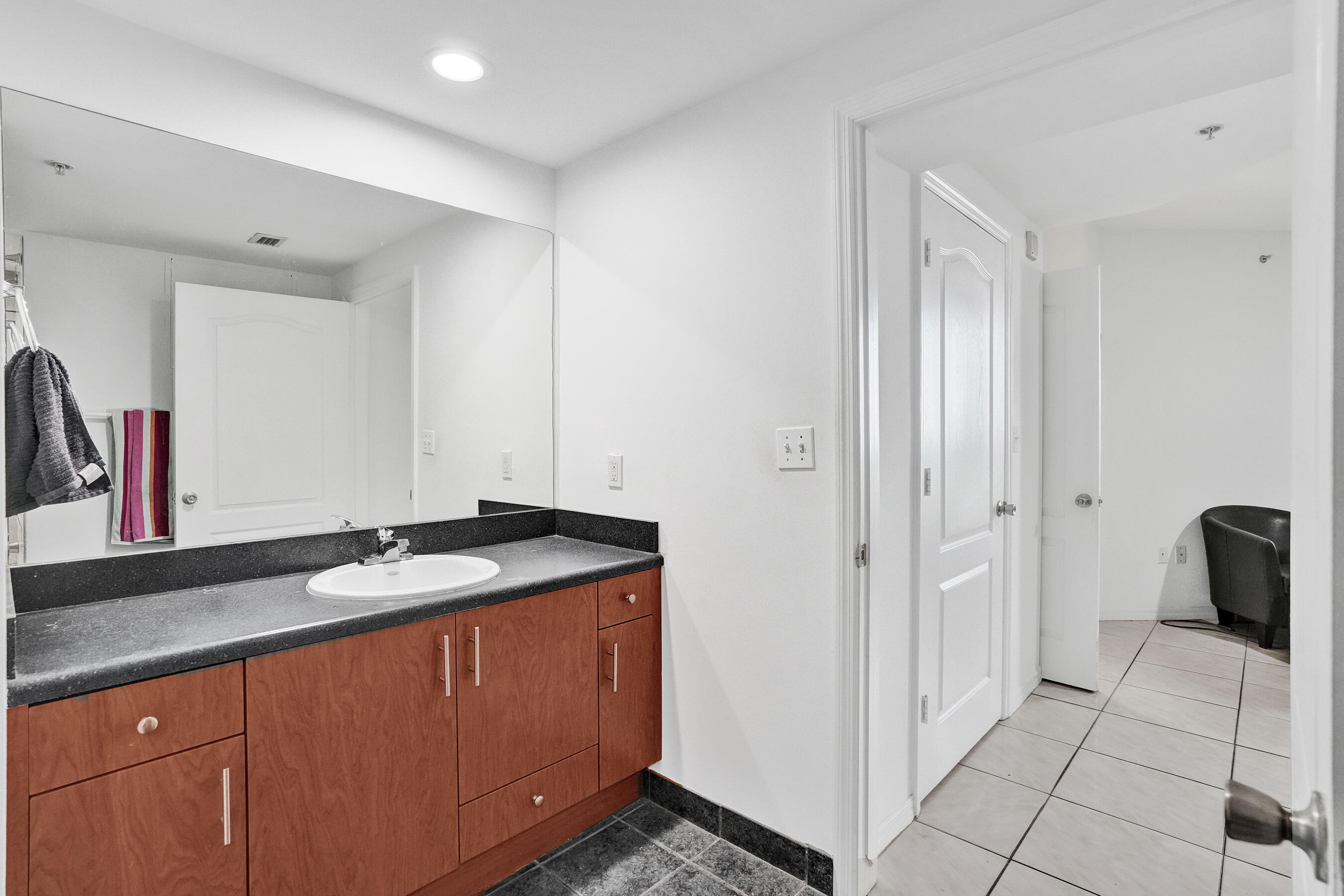 WAVERLY AT LAS OLAS CONDO - Residential Lease