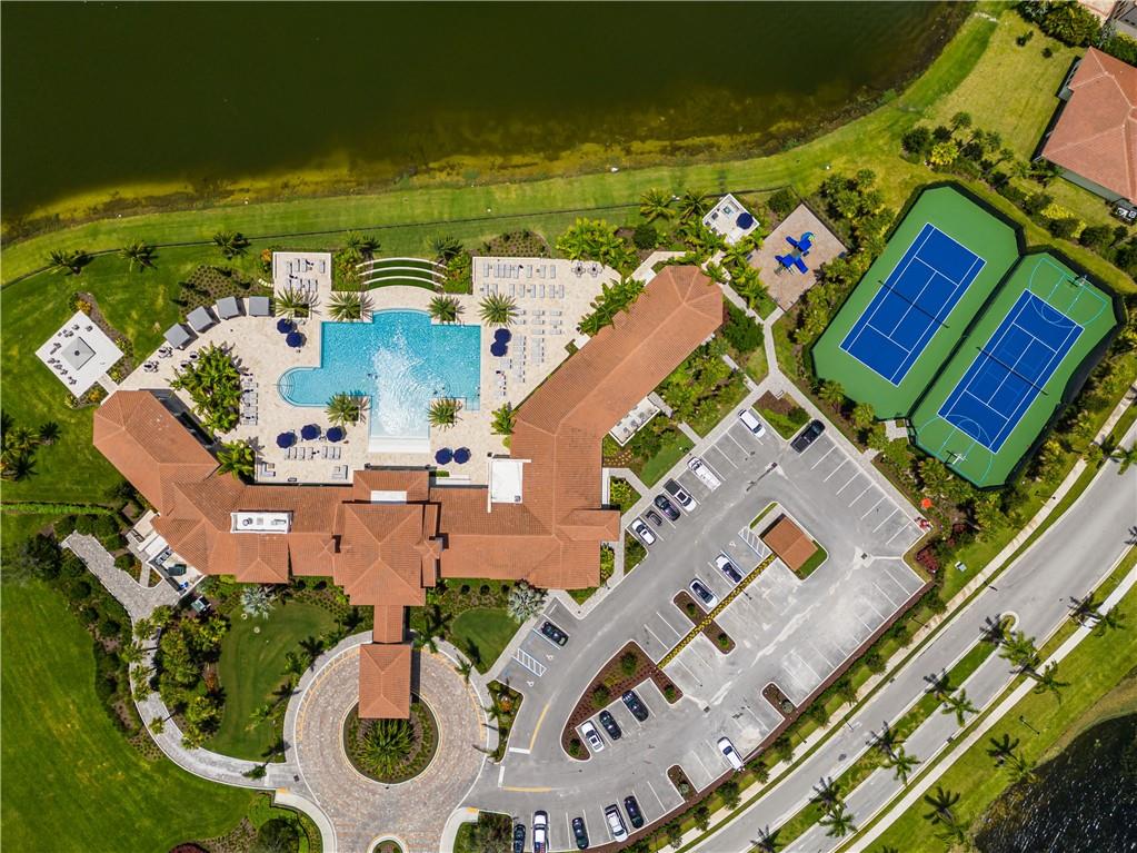 Parkland Bay 183-49 B - Residential