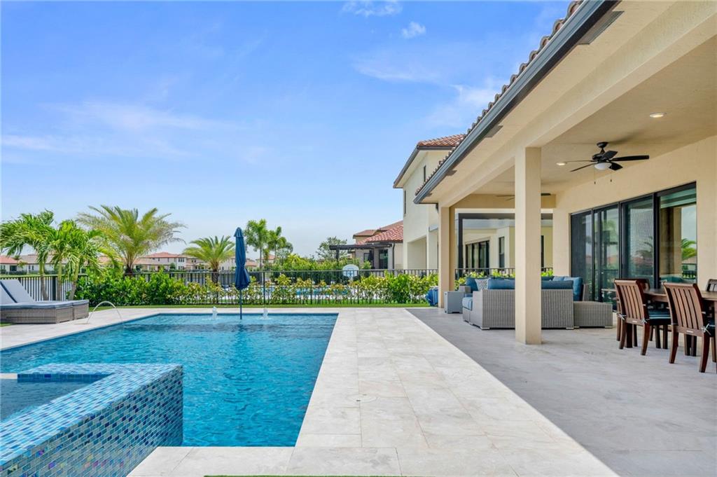 Parkland Bay 183-49 B - Residential