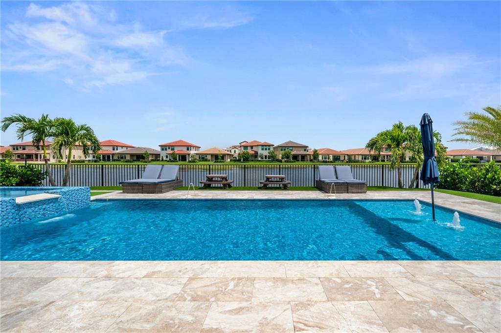 Parkland Bay 183-49 B - Residential
