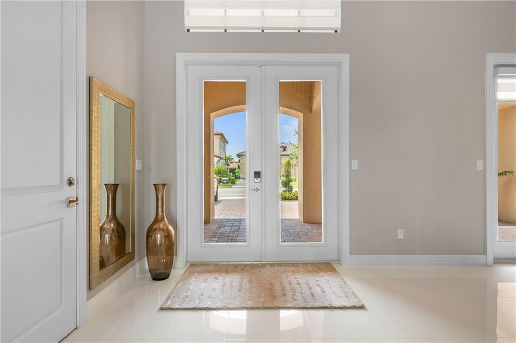 Parkland Bay 183-49 B - Residential
